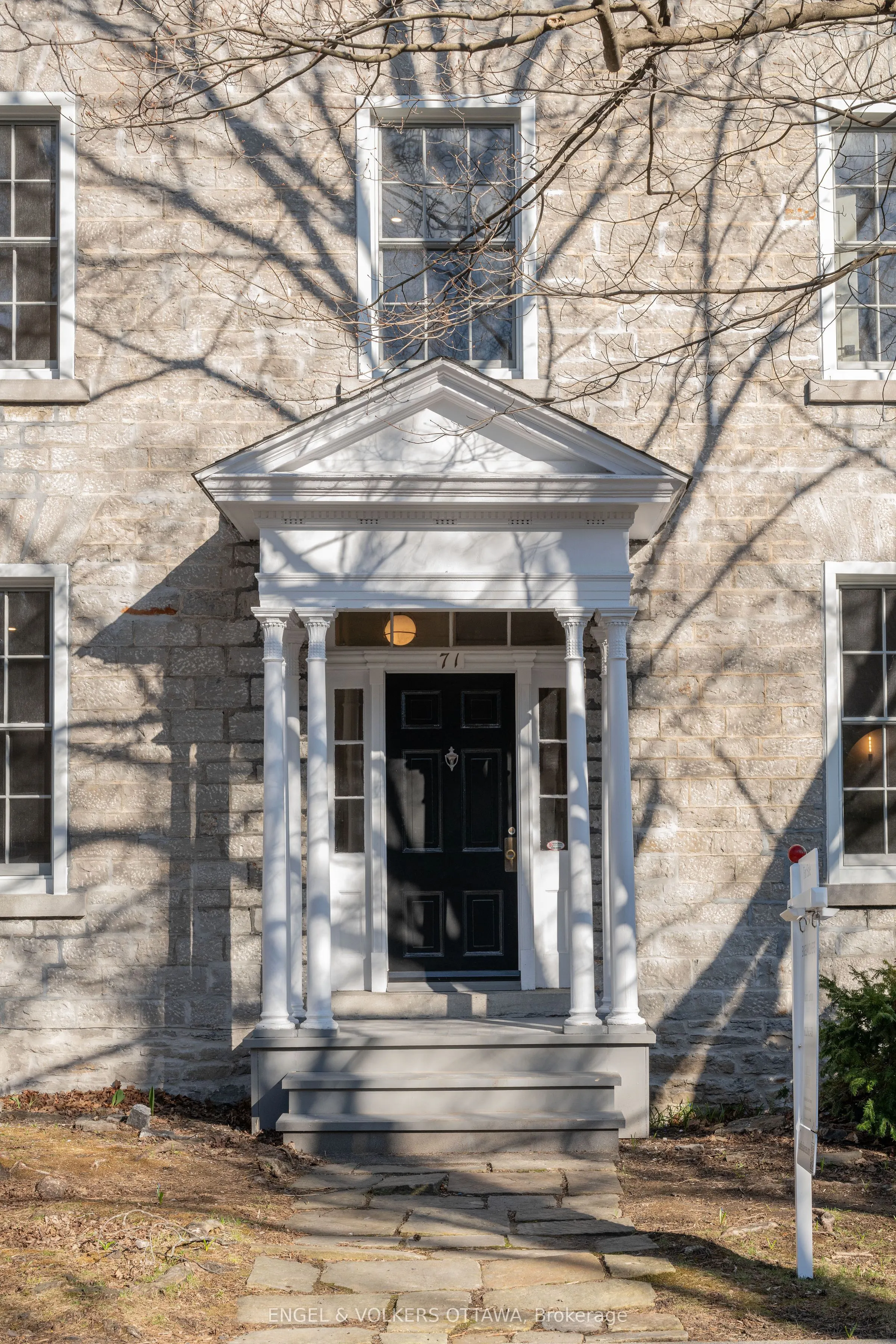 71 Thomas Street