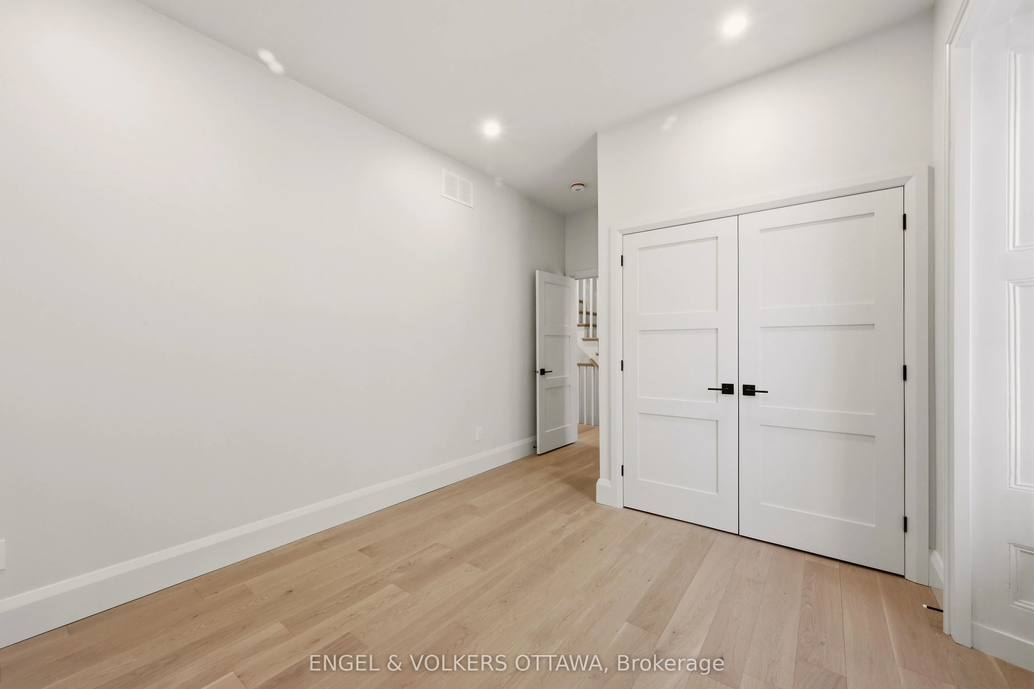 35 MacKay Street