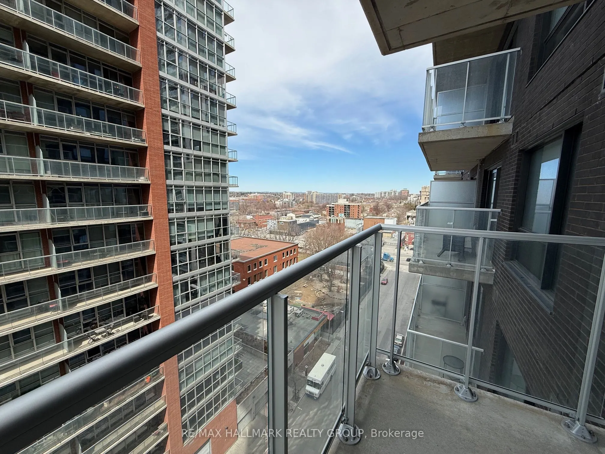 180 George Street #1004