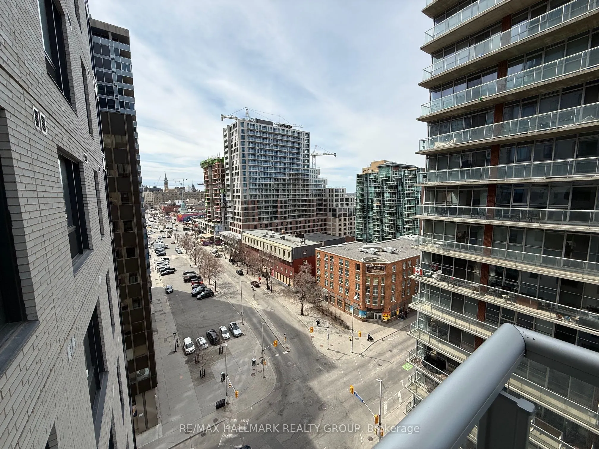 180 George Street #1004