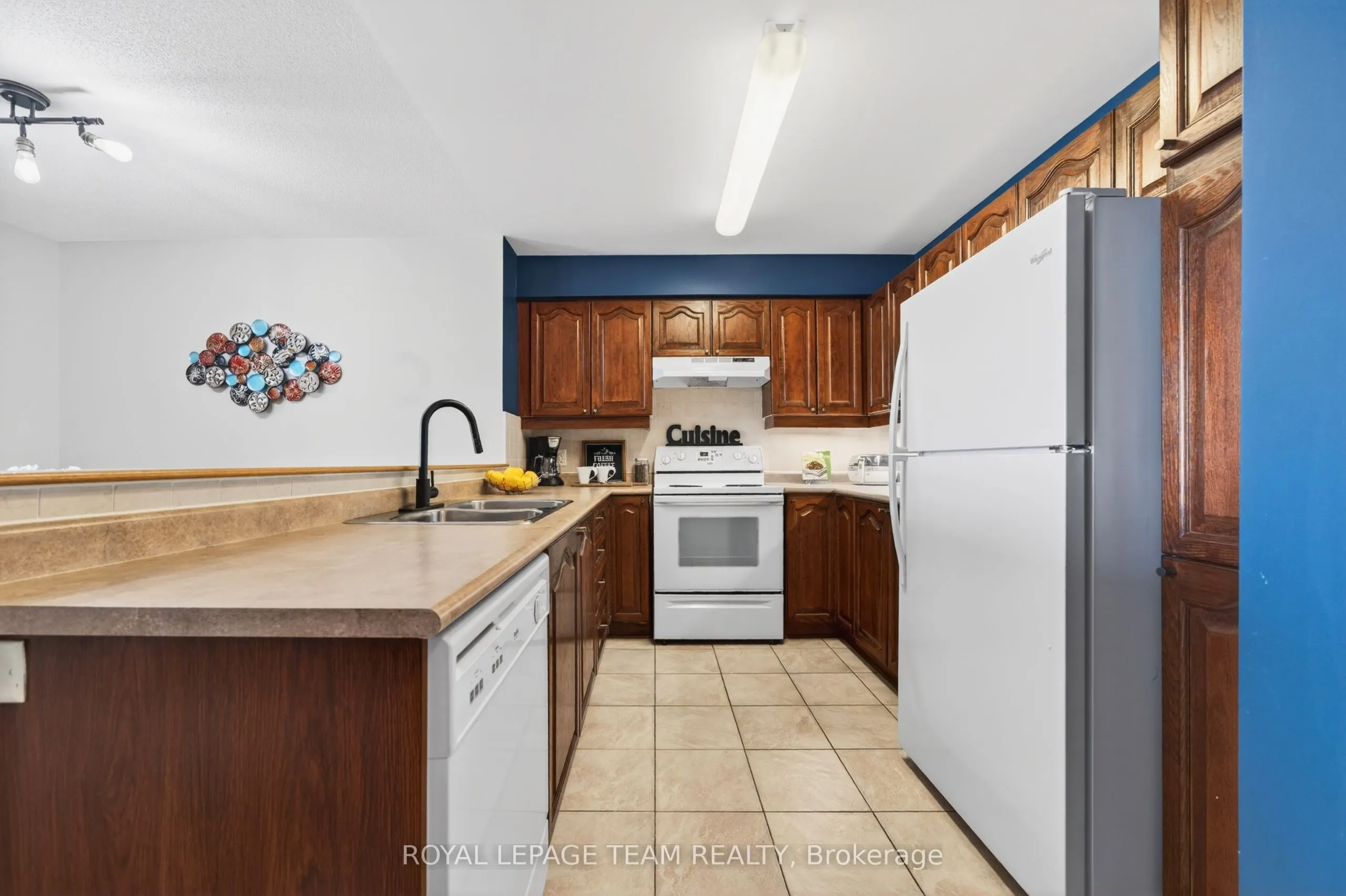 120 Grant Carman Drive #811