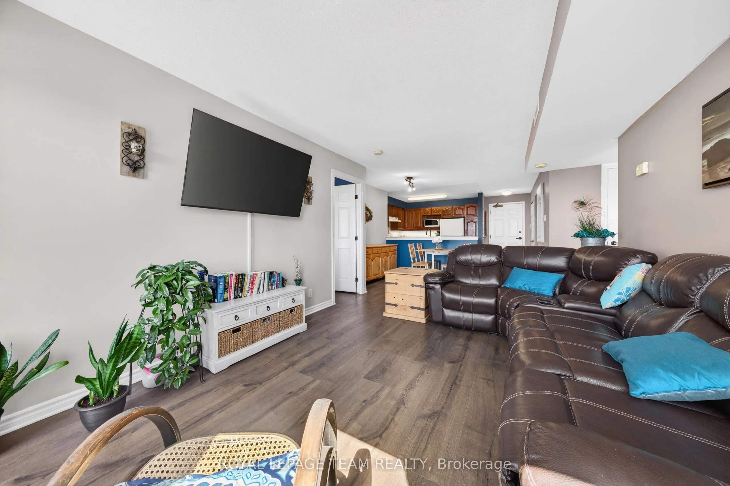 120 Grant Carman Drive #811