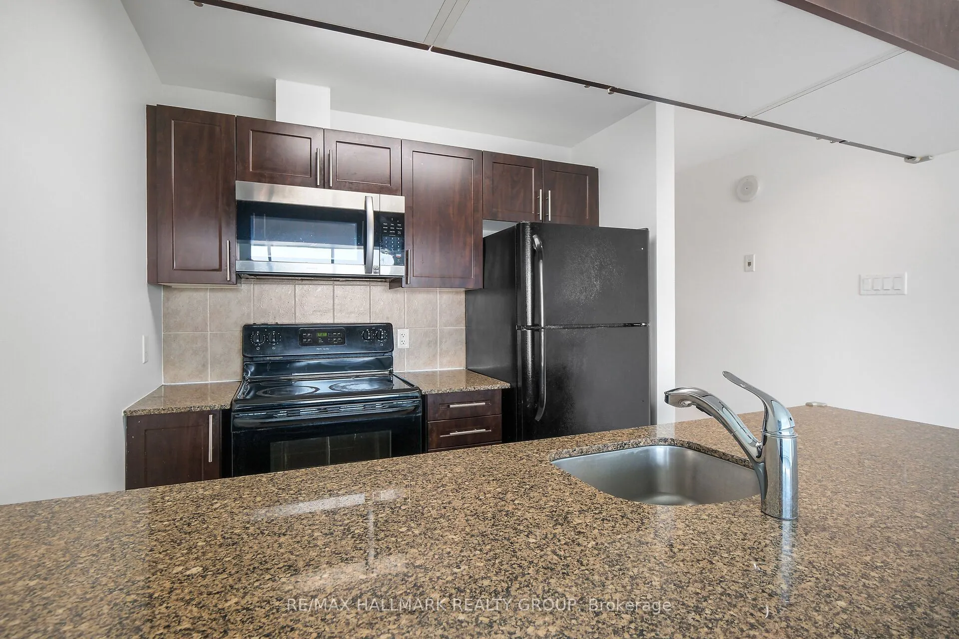 234 Rideau Street #2404