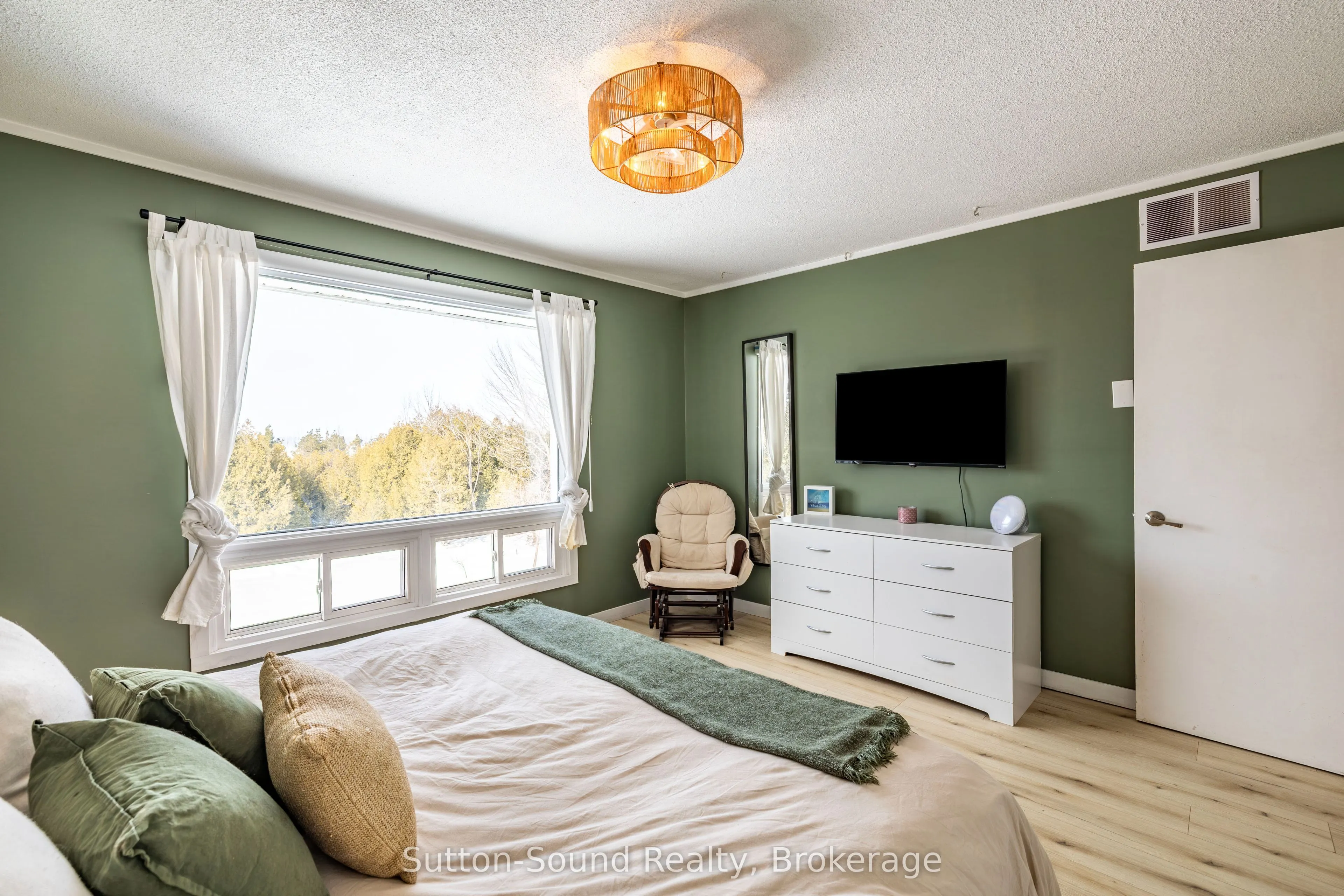 501297 Grey Road 1