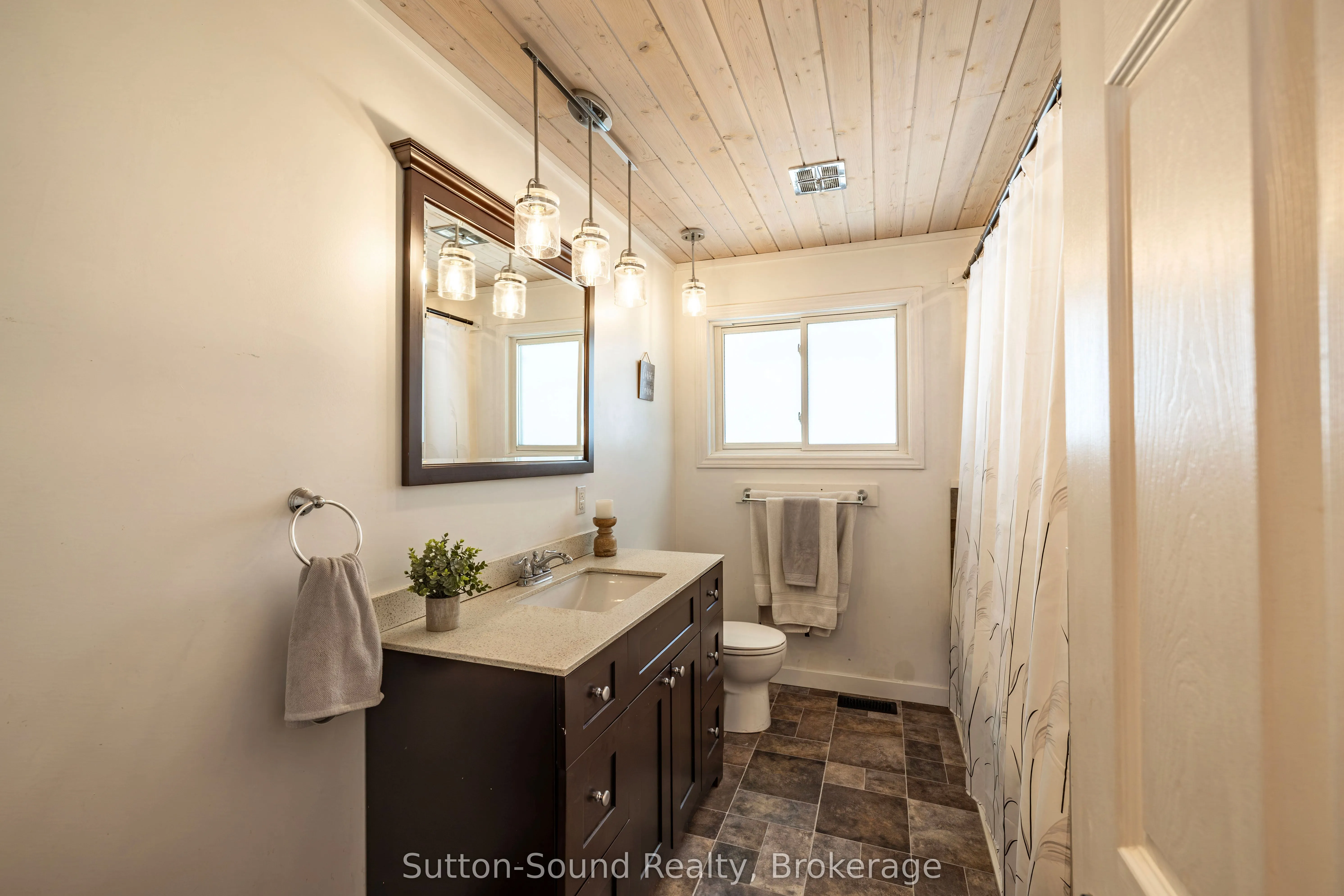 501297 Grey Road 1
