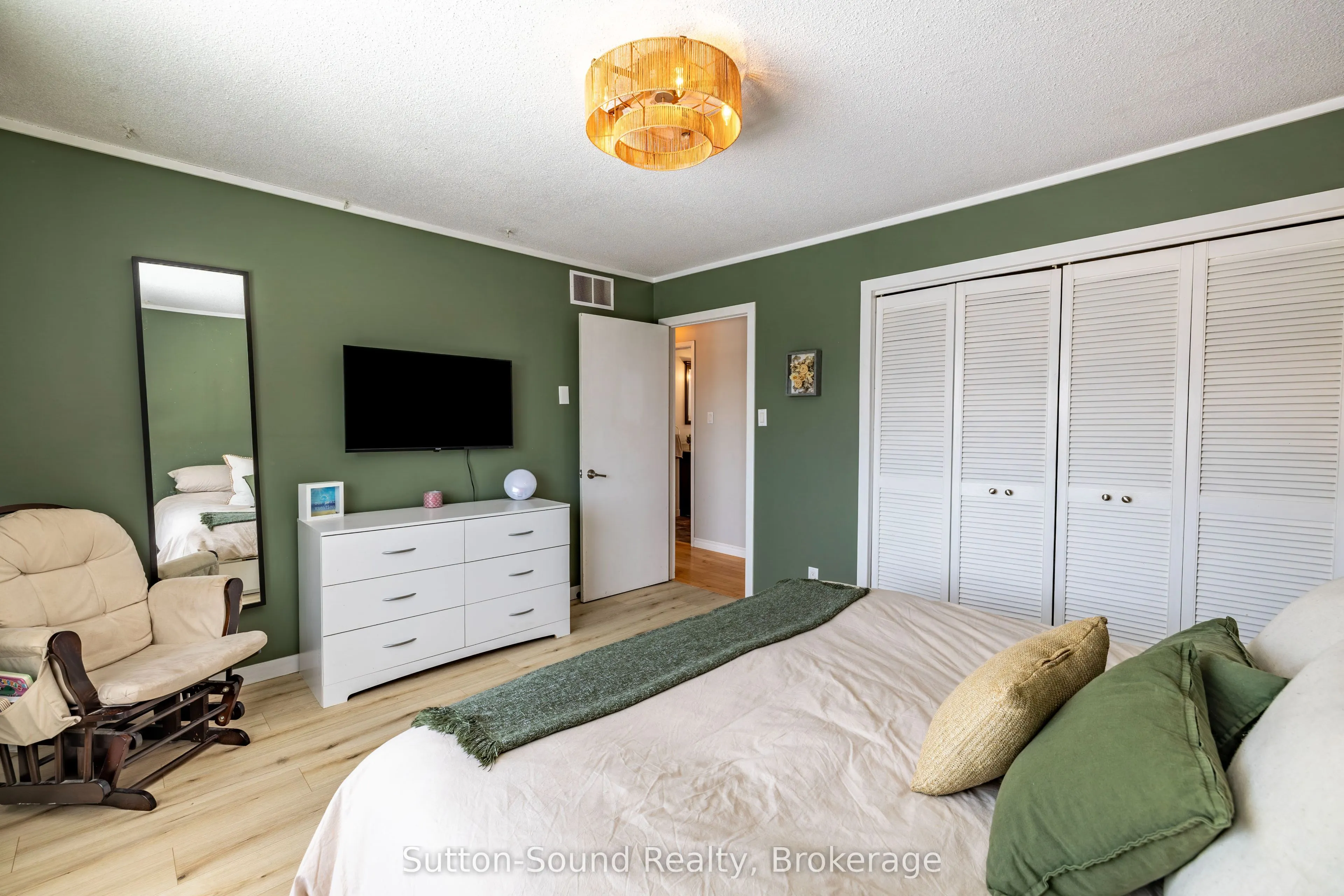 501297 Grey Road 1