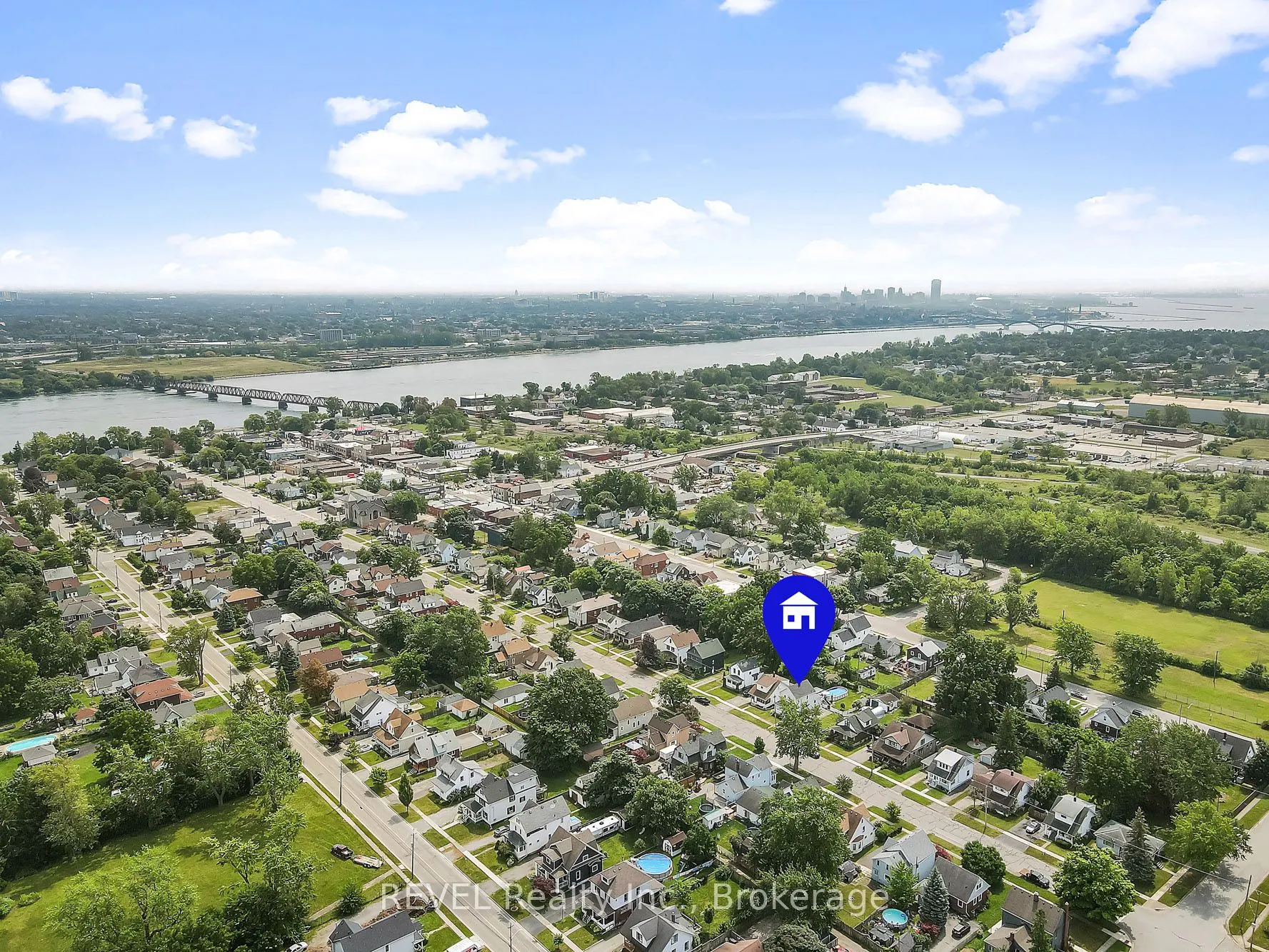 259 Dufferin Street
