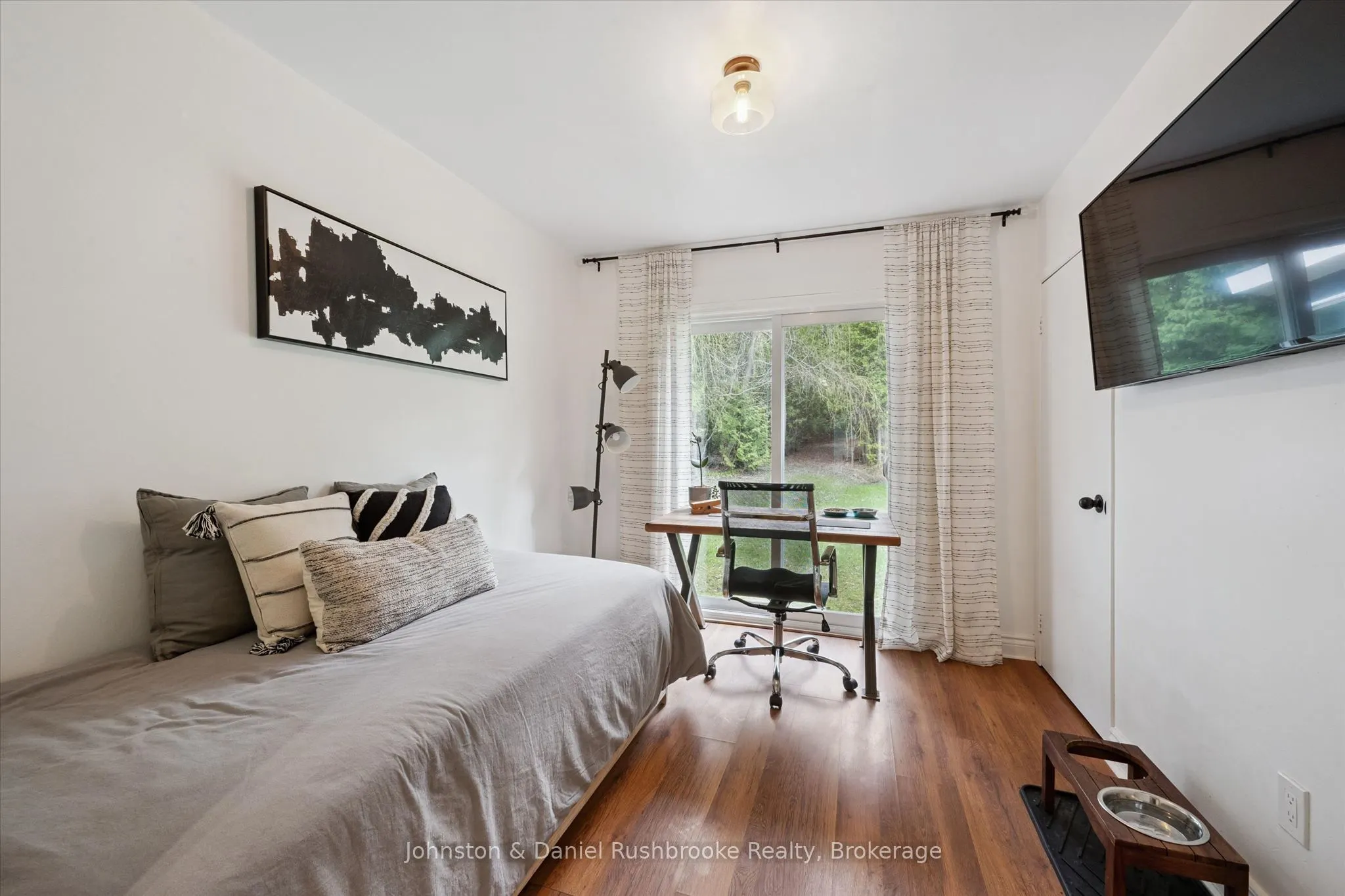 307251 Hockley Road