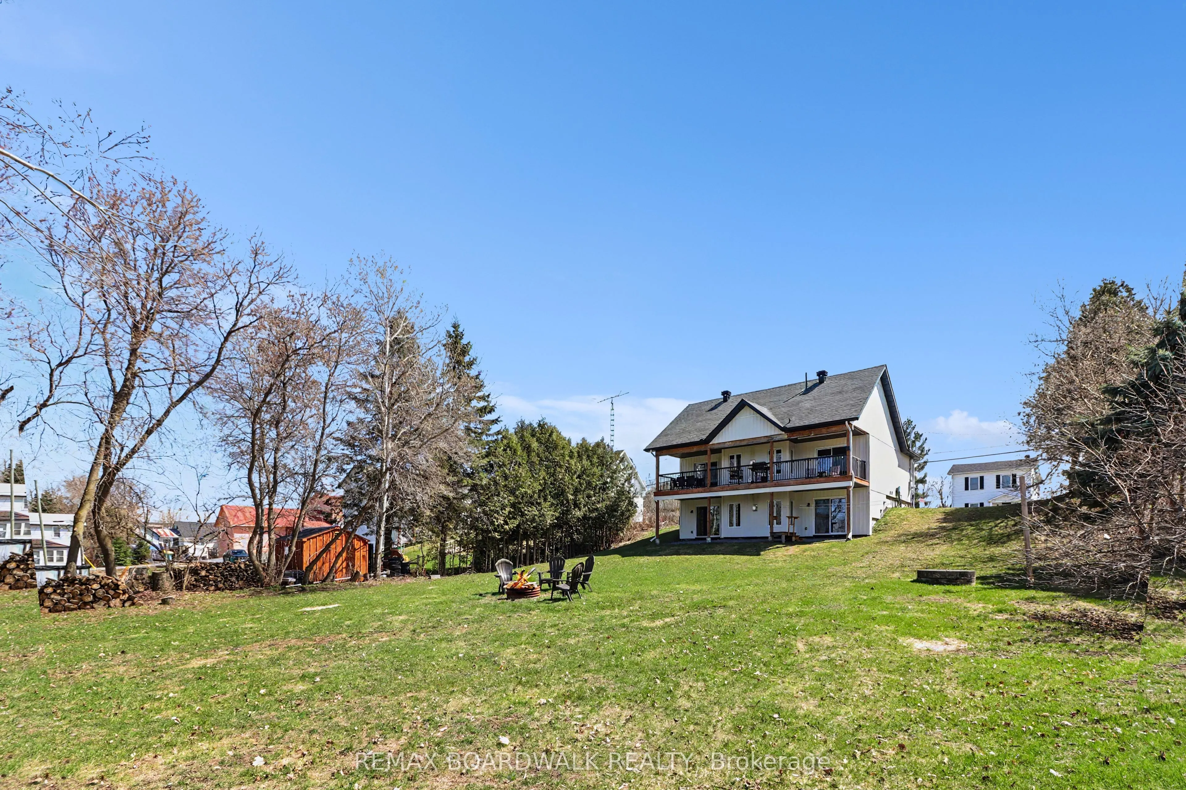 5089 County Rd 10 Road