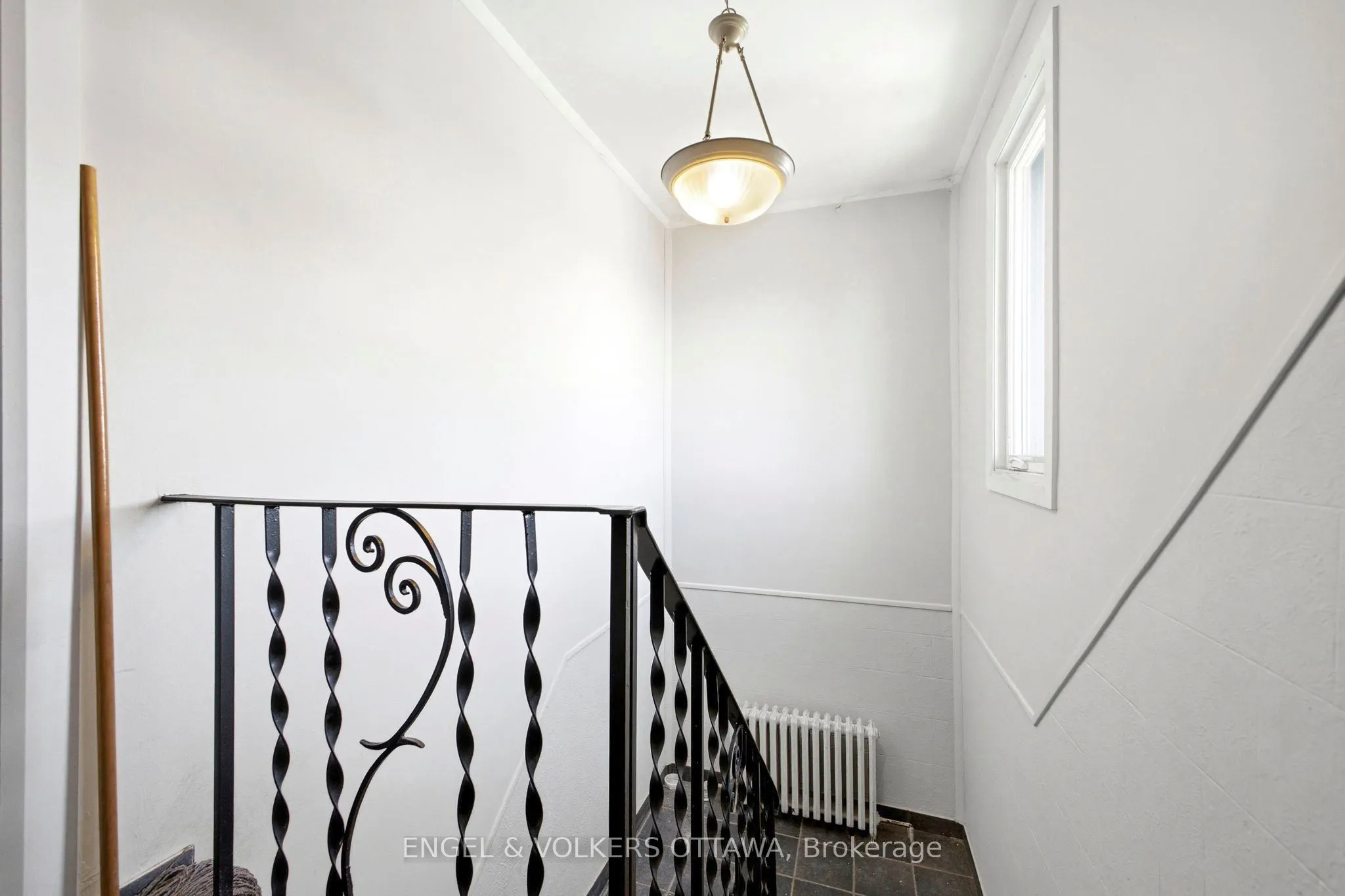287 St Laurent Boulevard