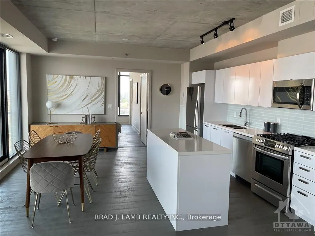 203 CATHERINE Street #214