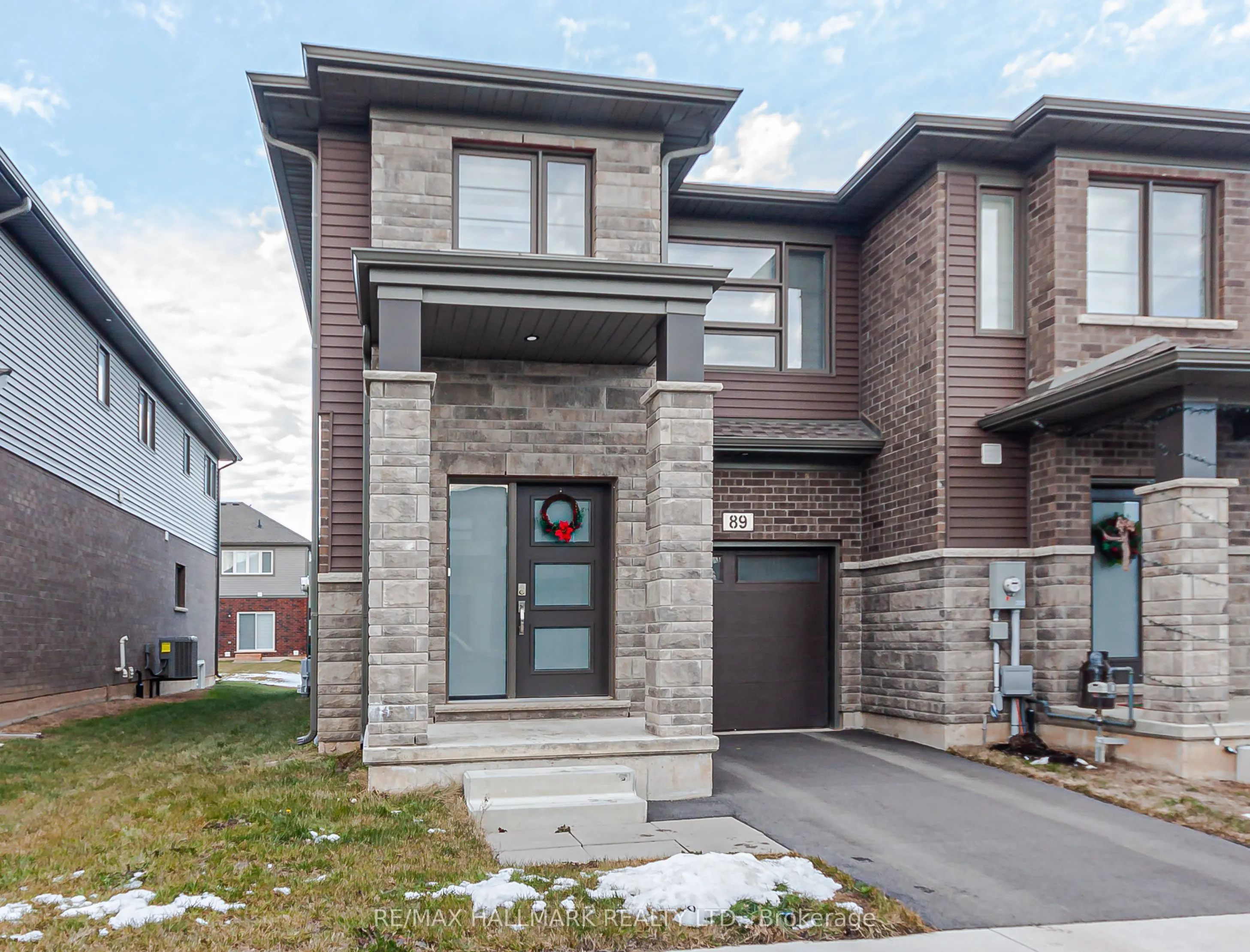 89 Acacia Road