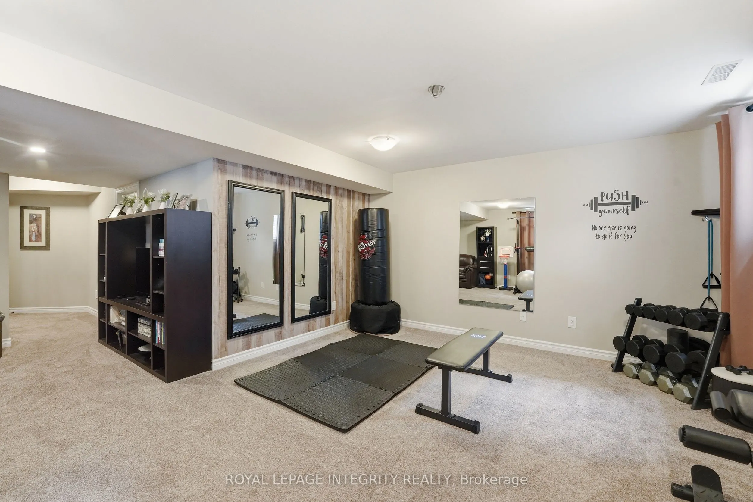 512 Vivera Place