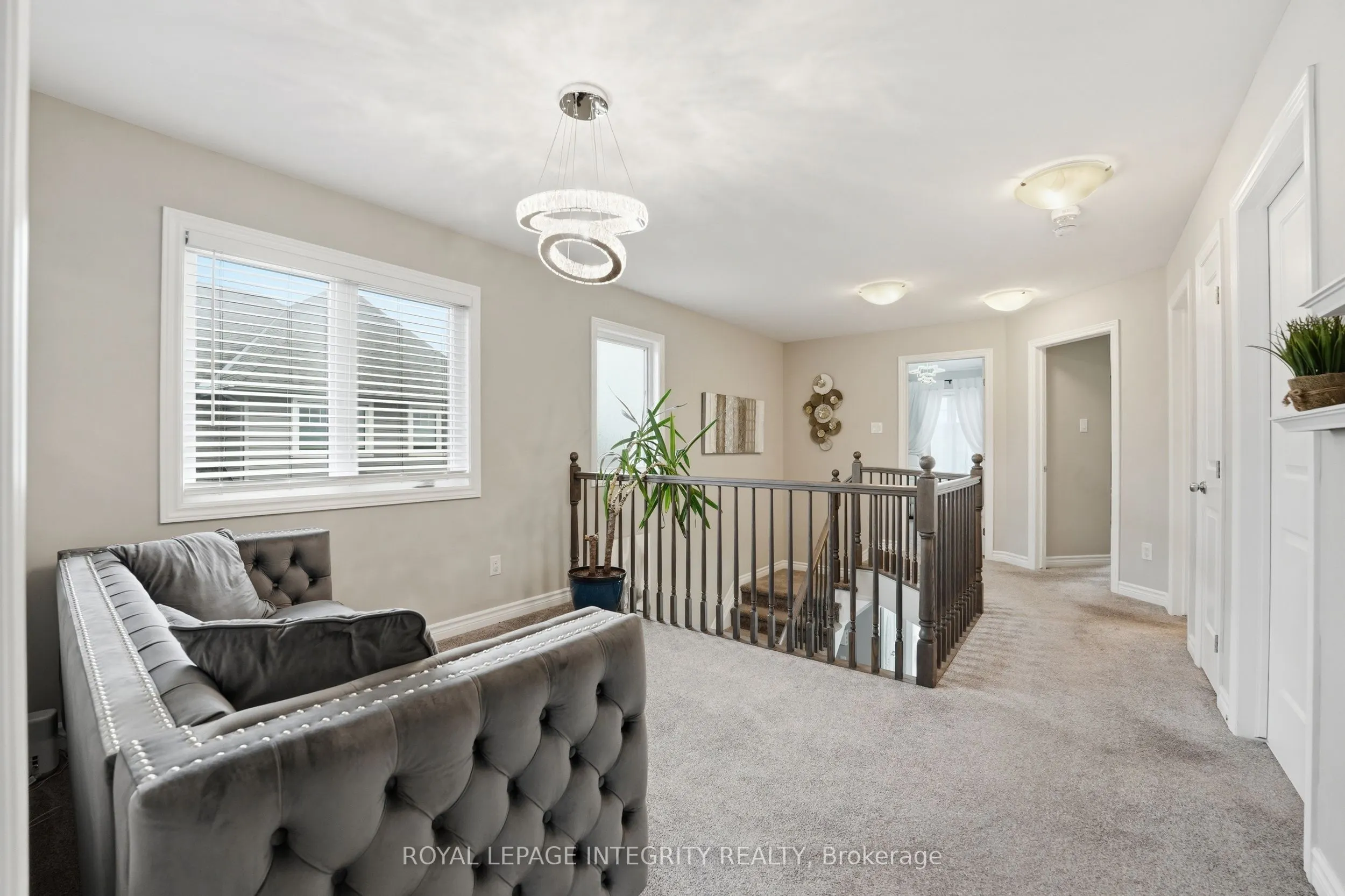 512 Vivera Place