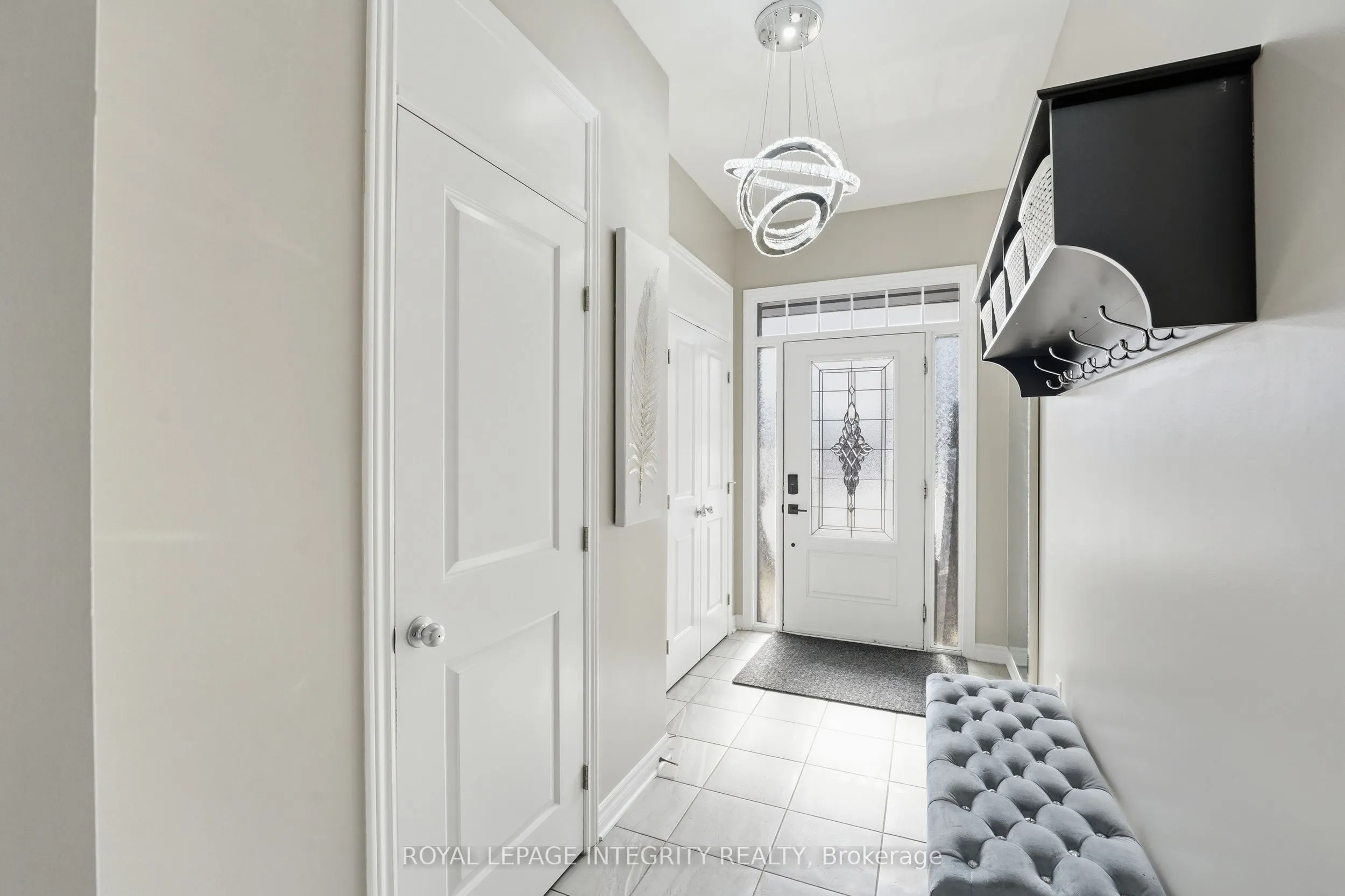 512 Vivera Place