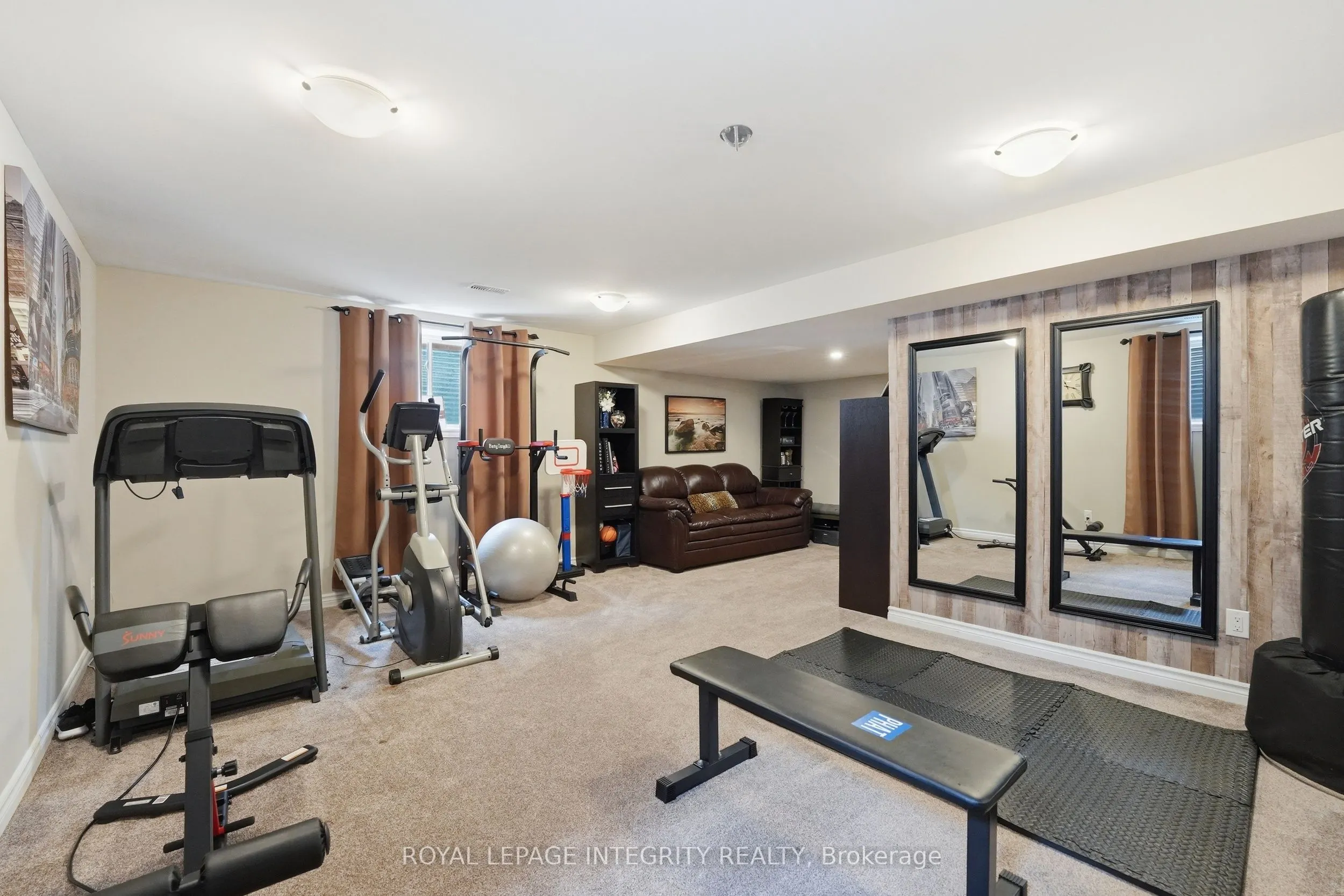 512 Vivera Place