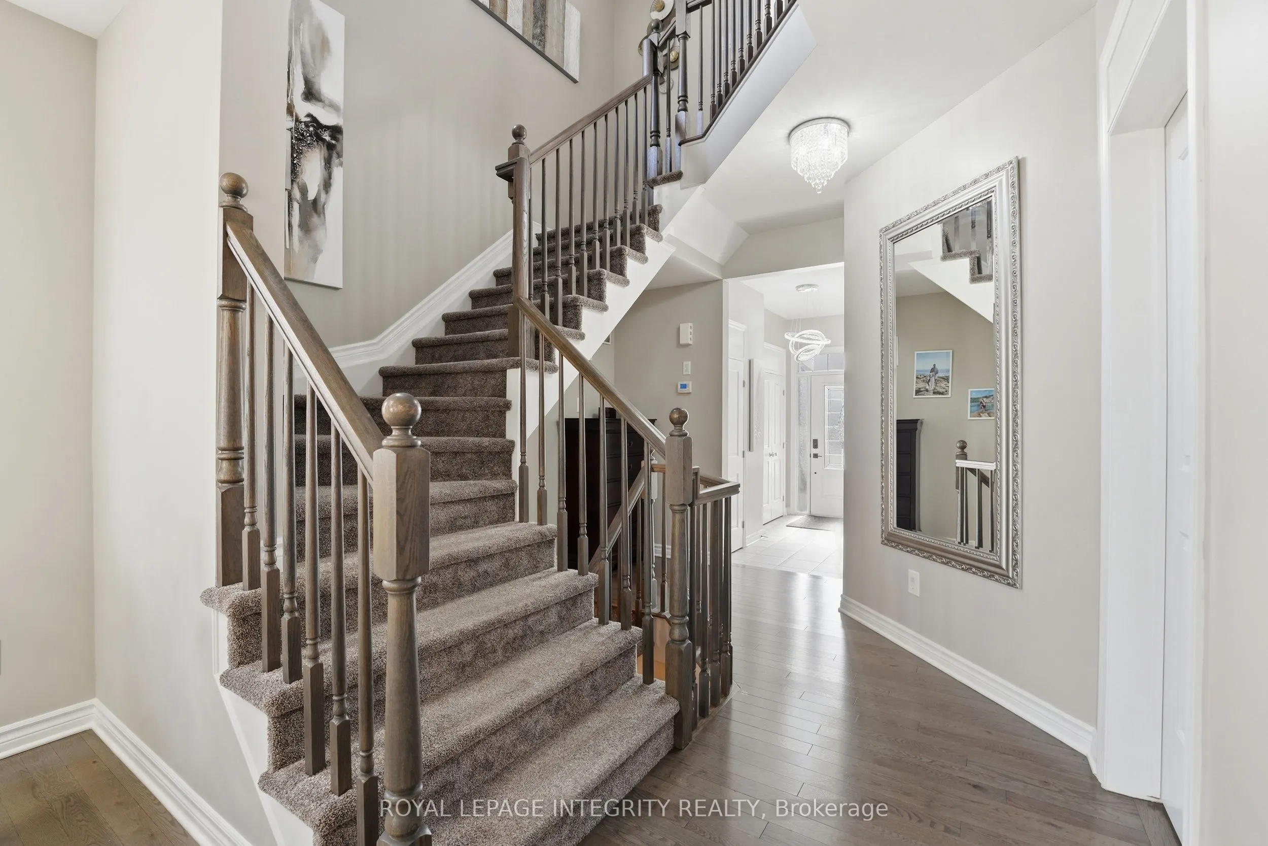 512 Vivera Place