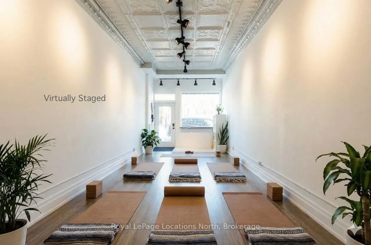 8 Sykes Street N