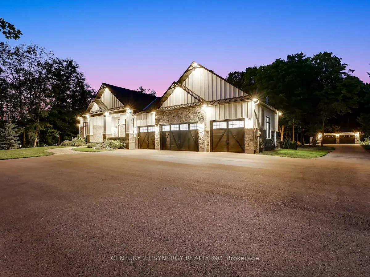 1443 DUCHESS Crescent