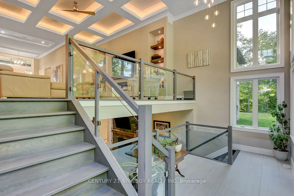 1443 DUCHESS Crescent