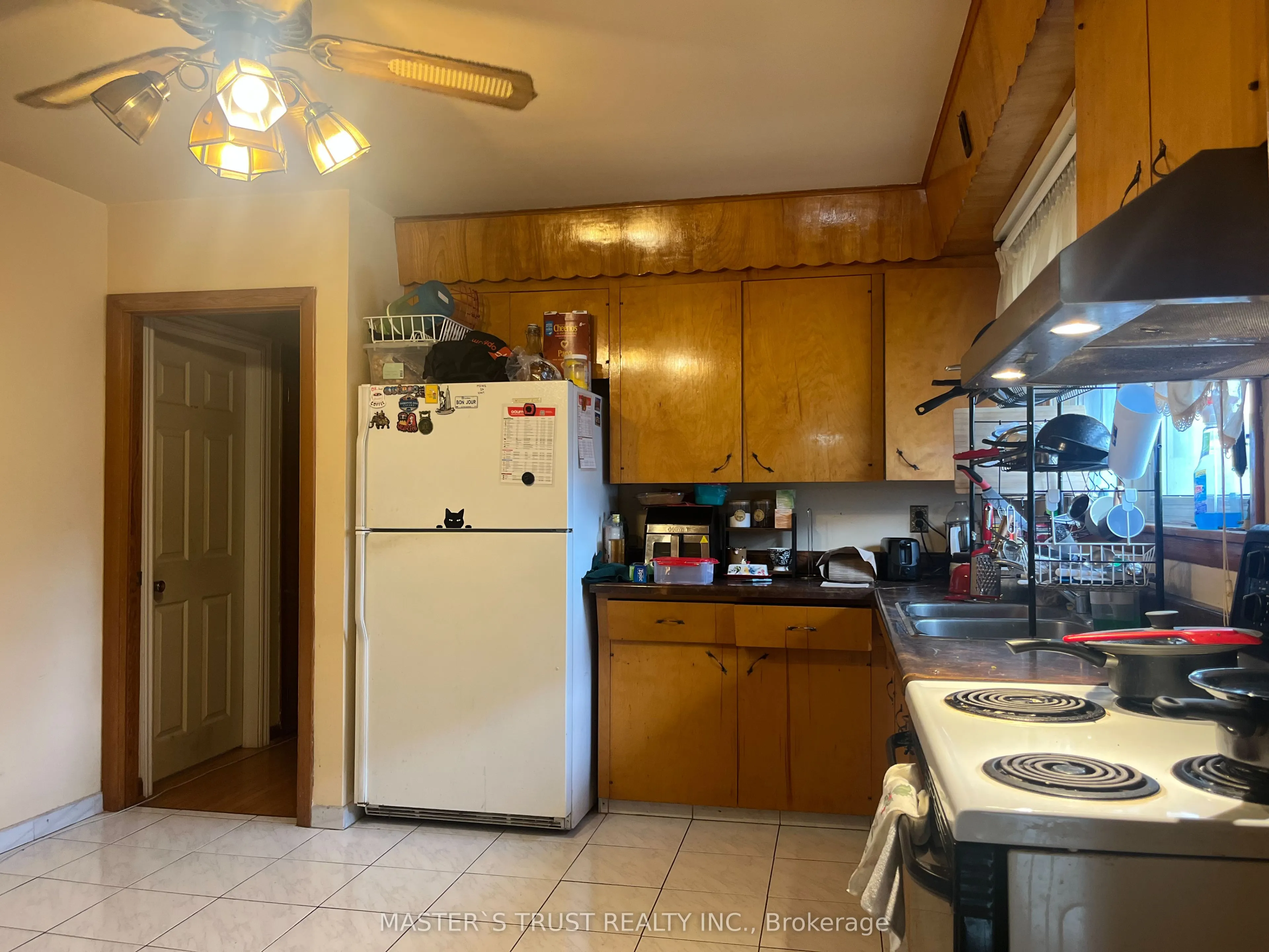 5568 Drummond Road
