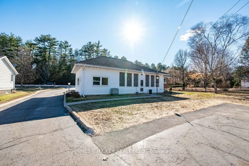 33430 Hwy 17 Highway W