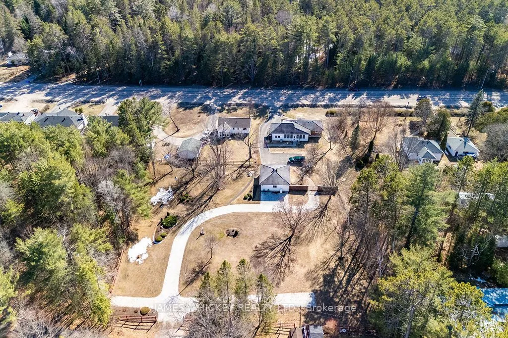 33430 Hwy 17 Highway W