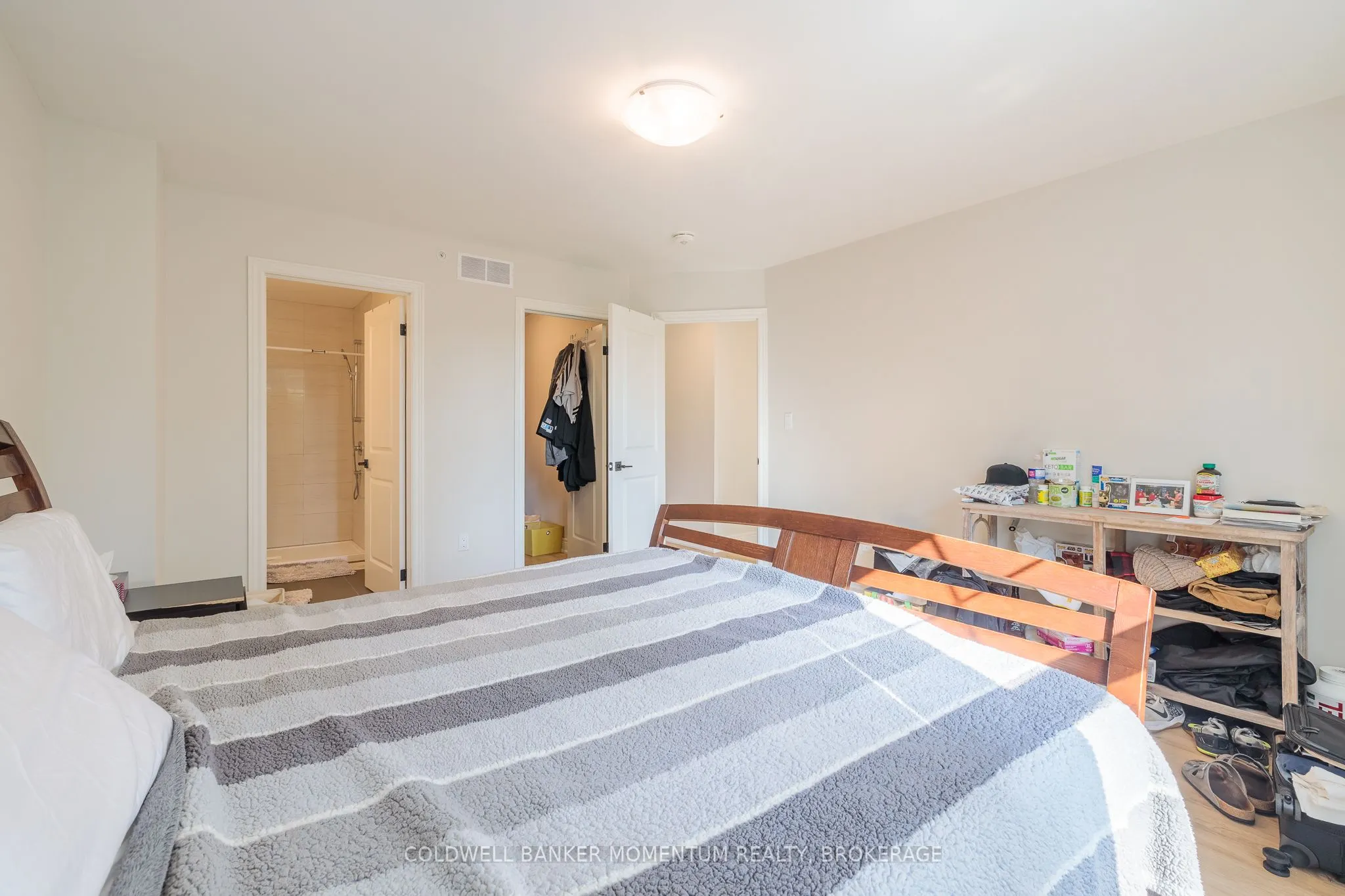 153 B MOFFATT Street #B