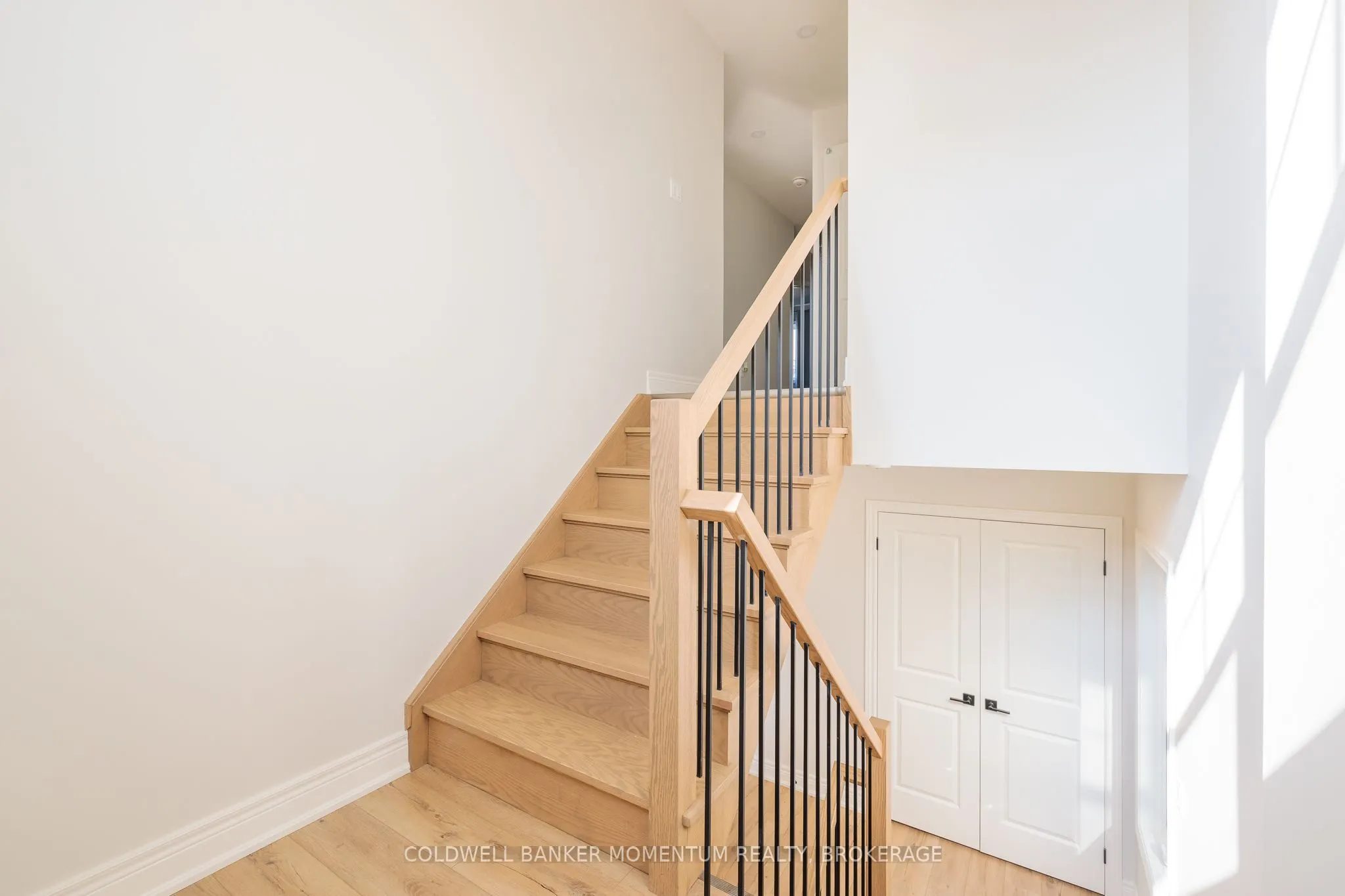153 B MOFFATT Street #B