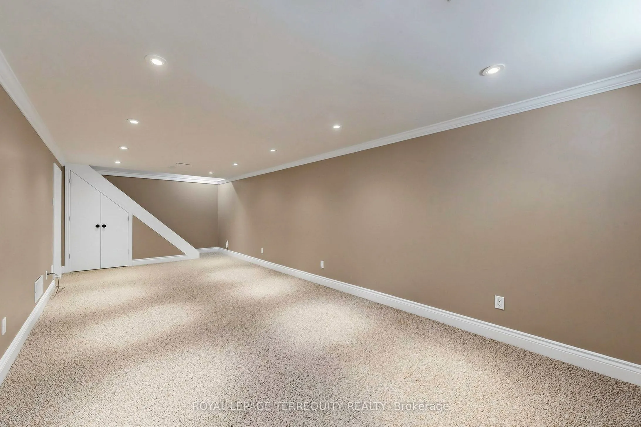 717 Westwood Drive