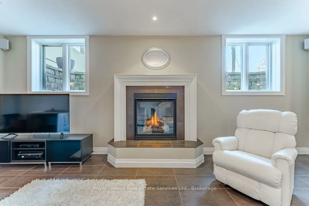 365 Robinson Road