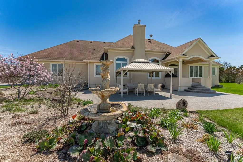 365 Robinson Road