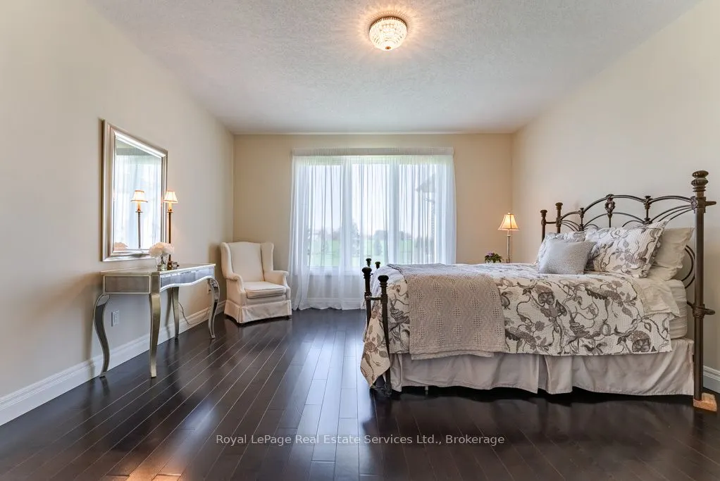 365 Robinson Road