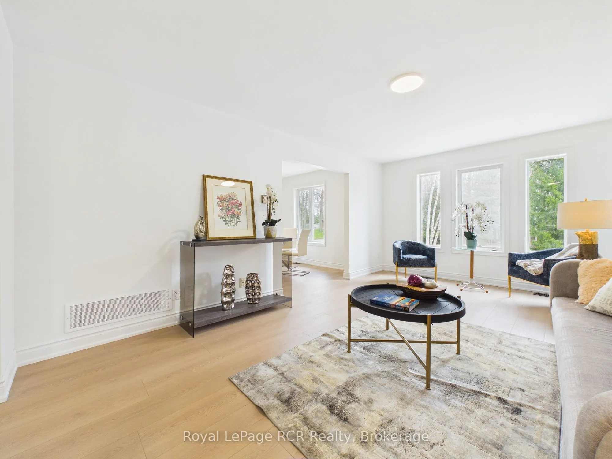 43 Graham Crescent