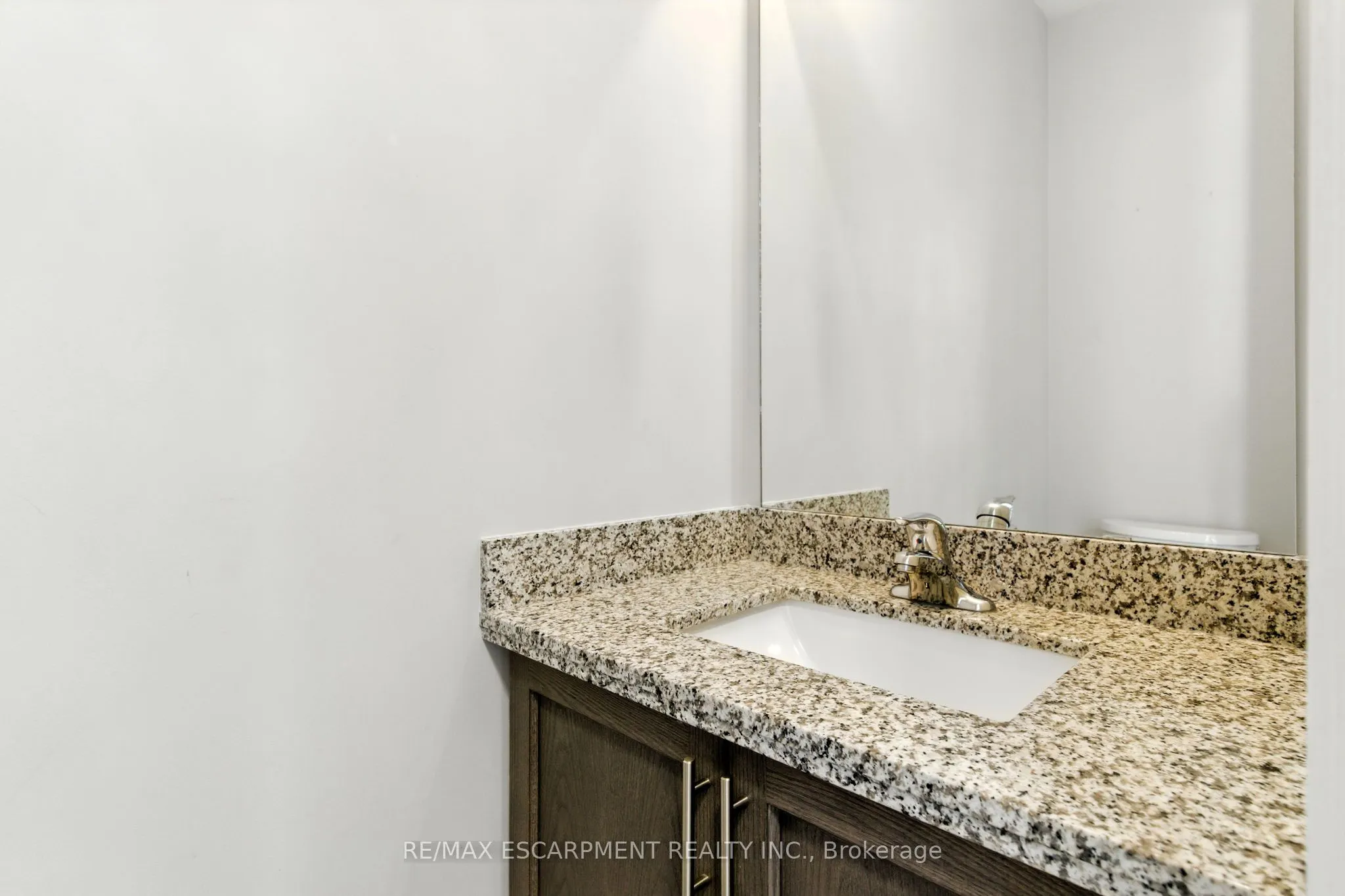43 Riesling Court