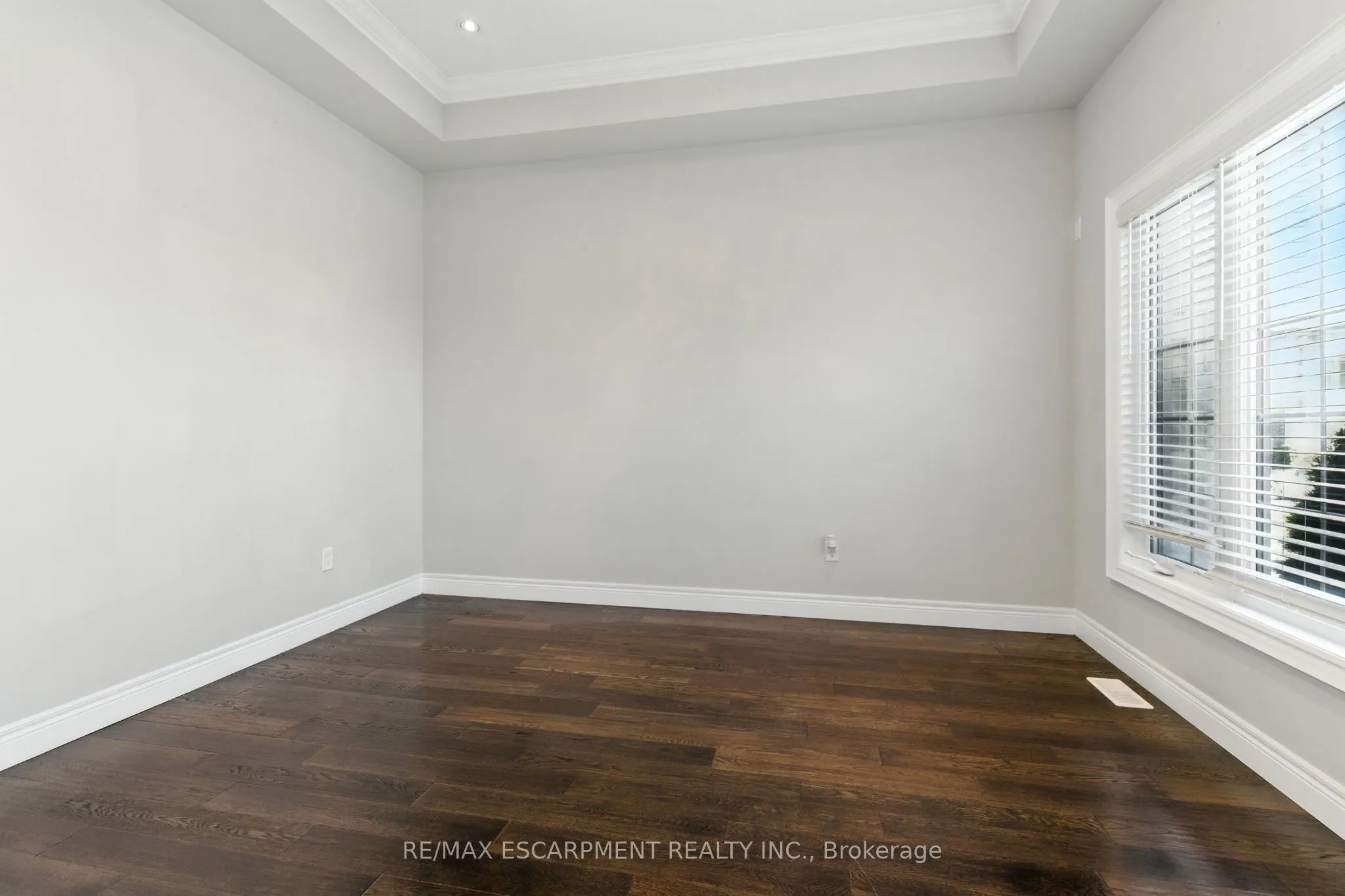 43 Riesling Court