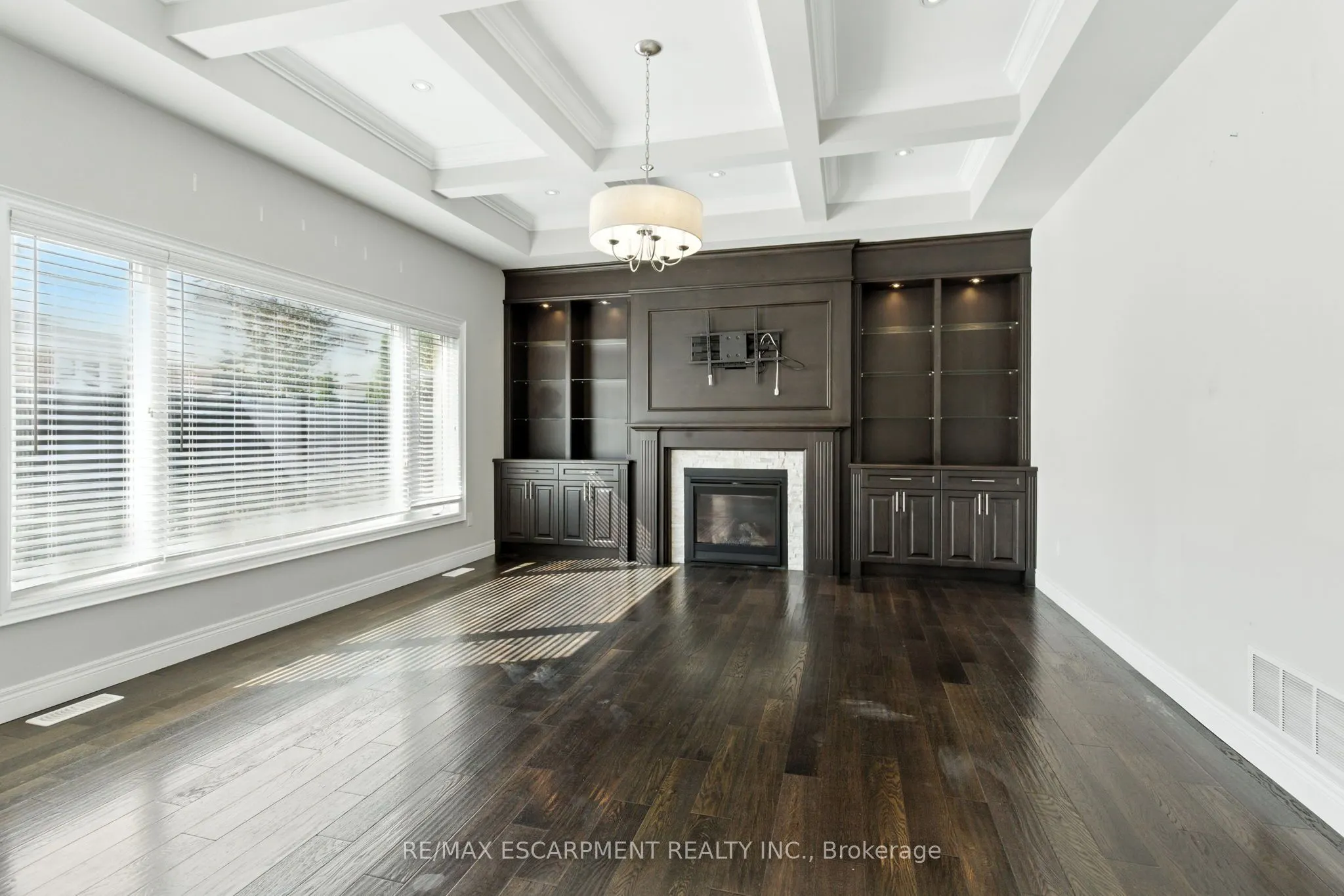 43 Riesling Court