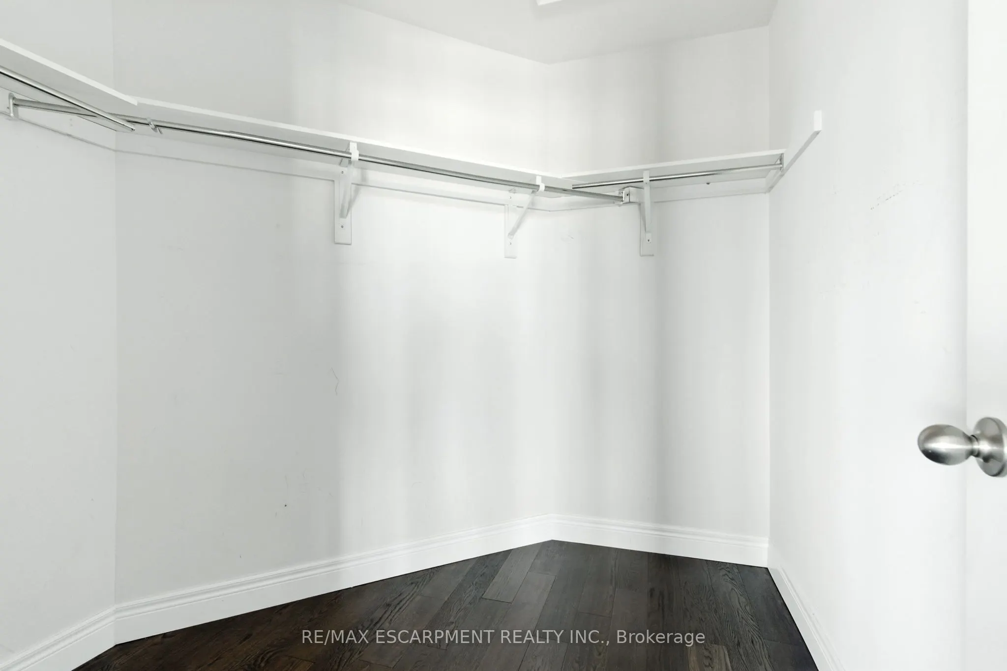 43 Riesling Court