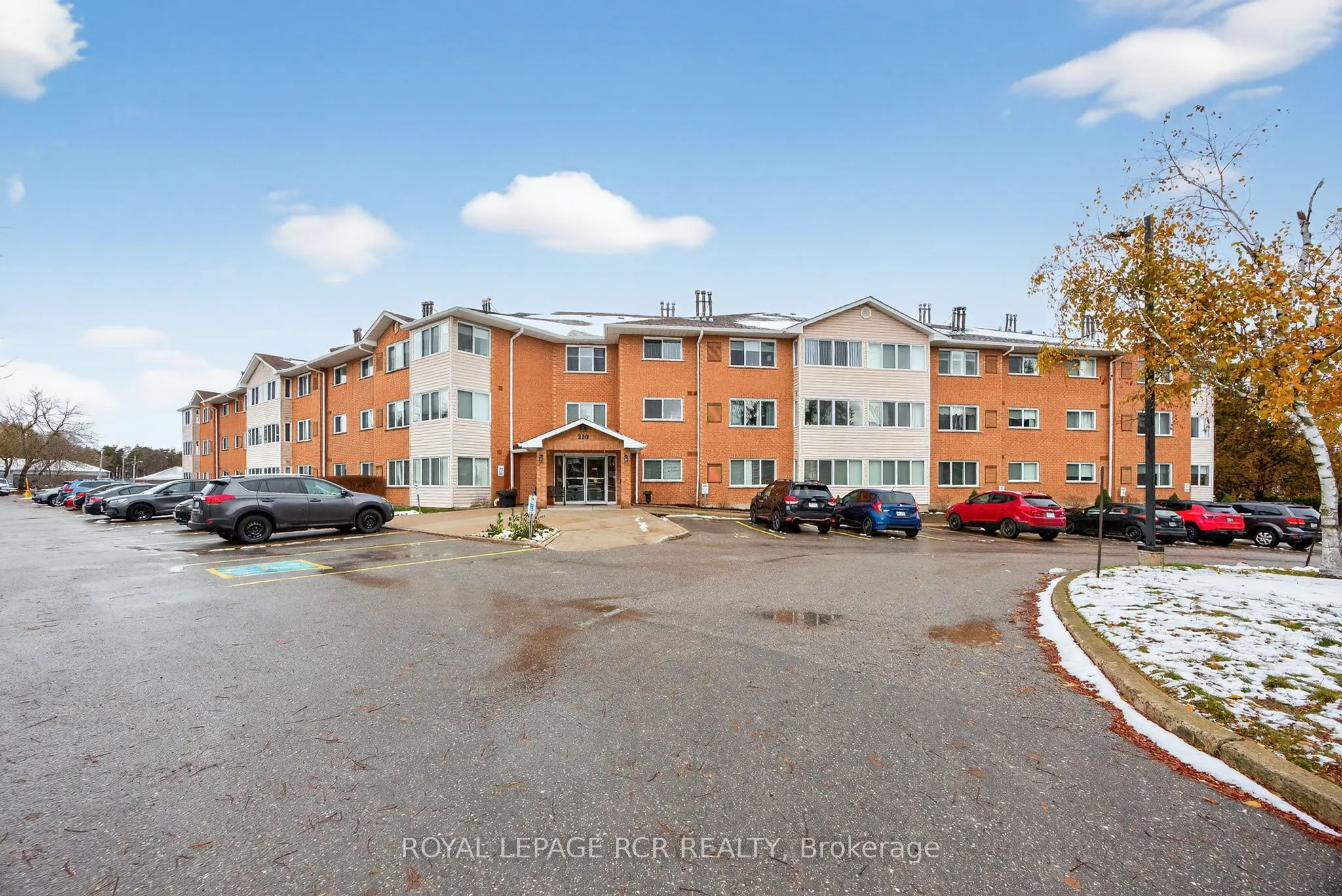 250 Robert Street #310