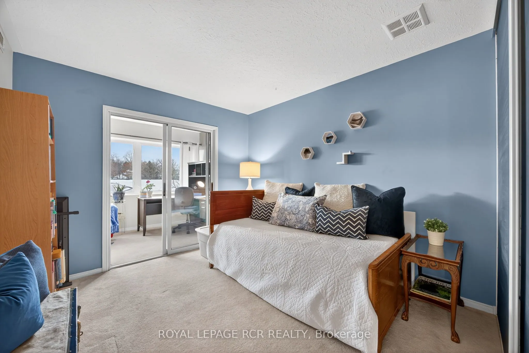 250 Robert Street #310