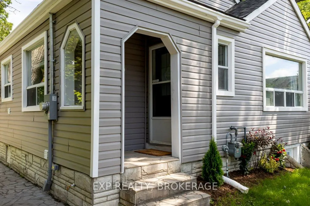19 Scott Street
