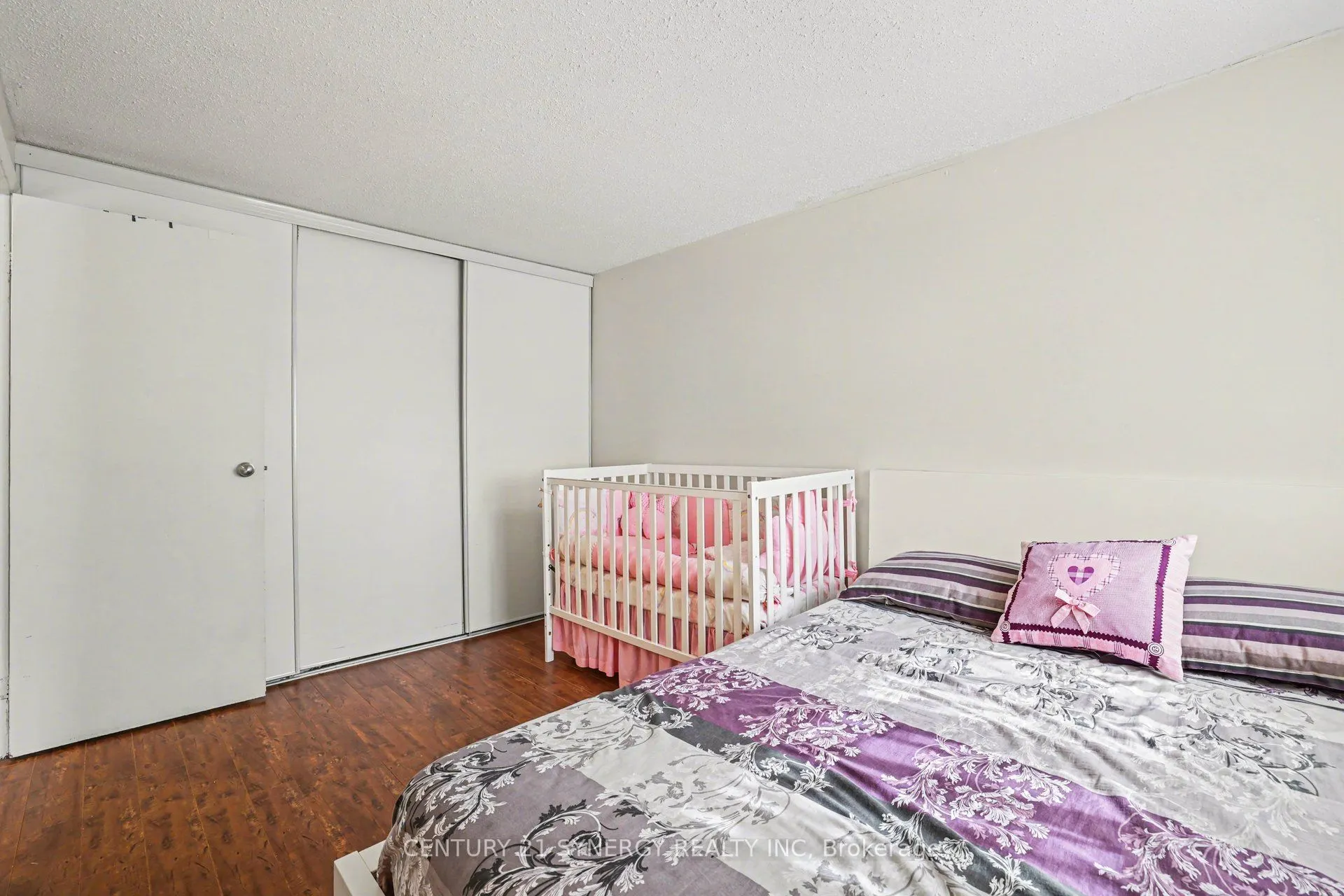 1239 Bowmount Street #73