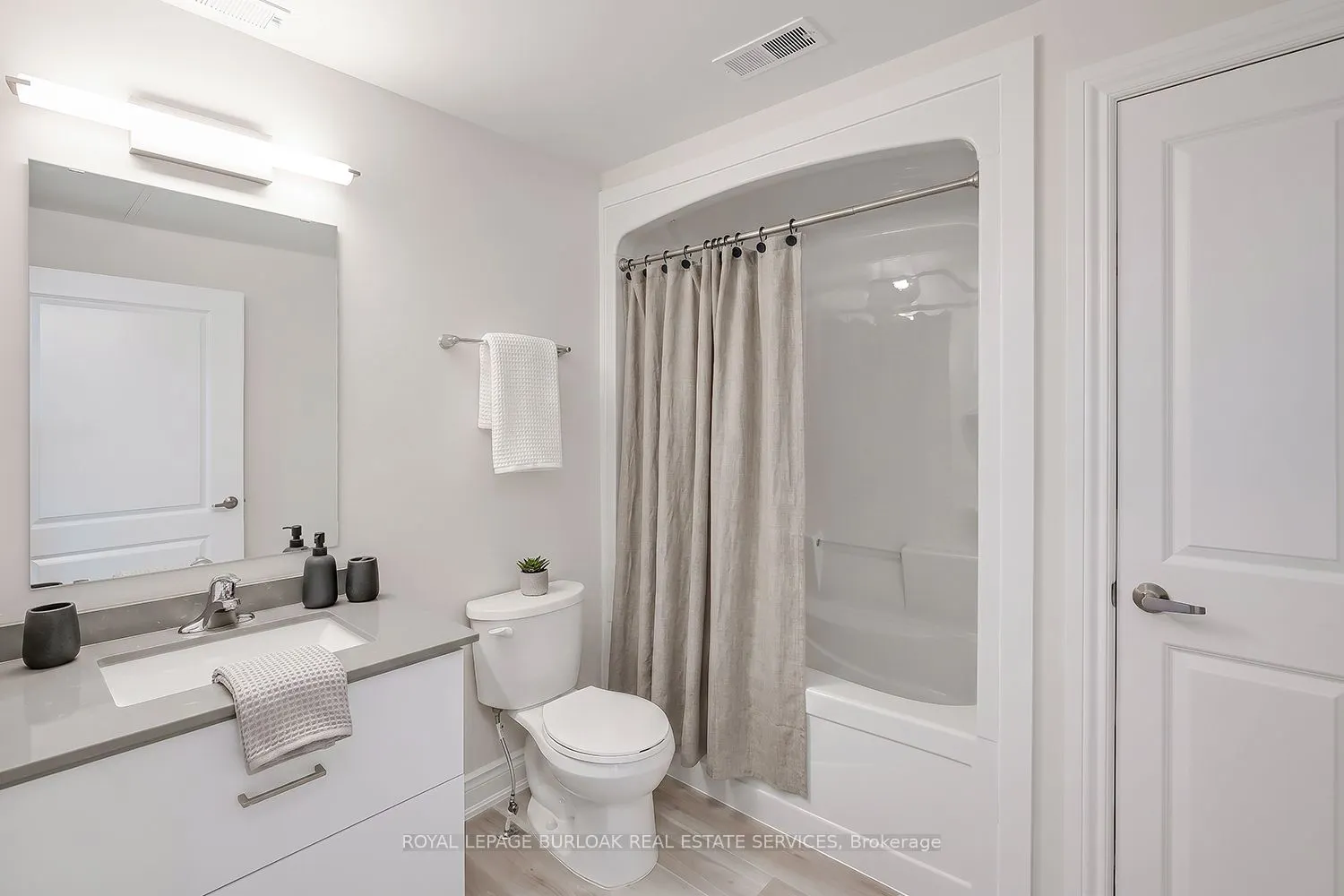 259 King Street E #3A