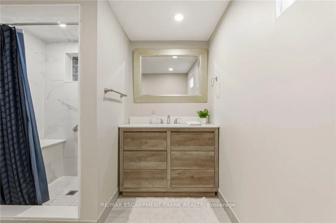 352 East 28th Street