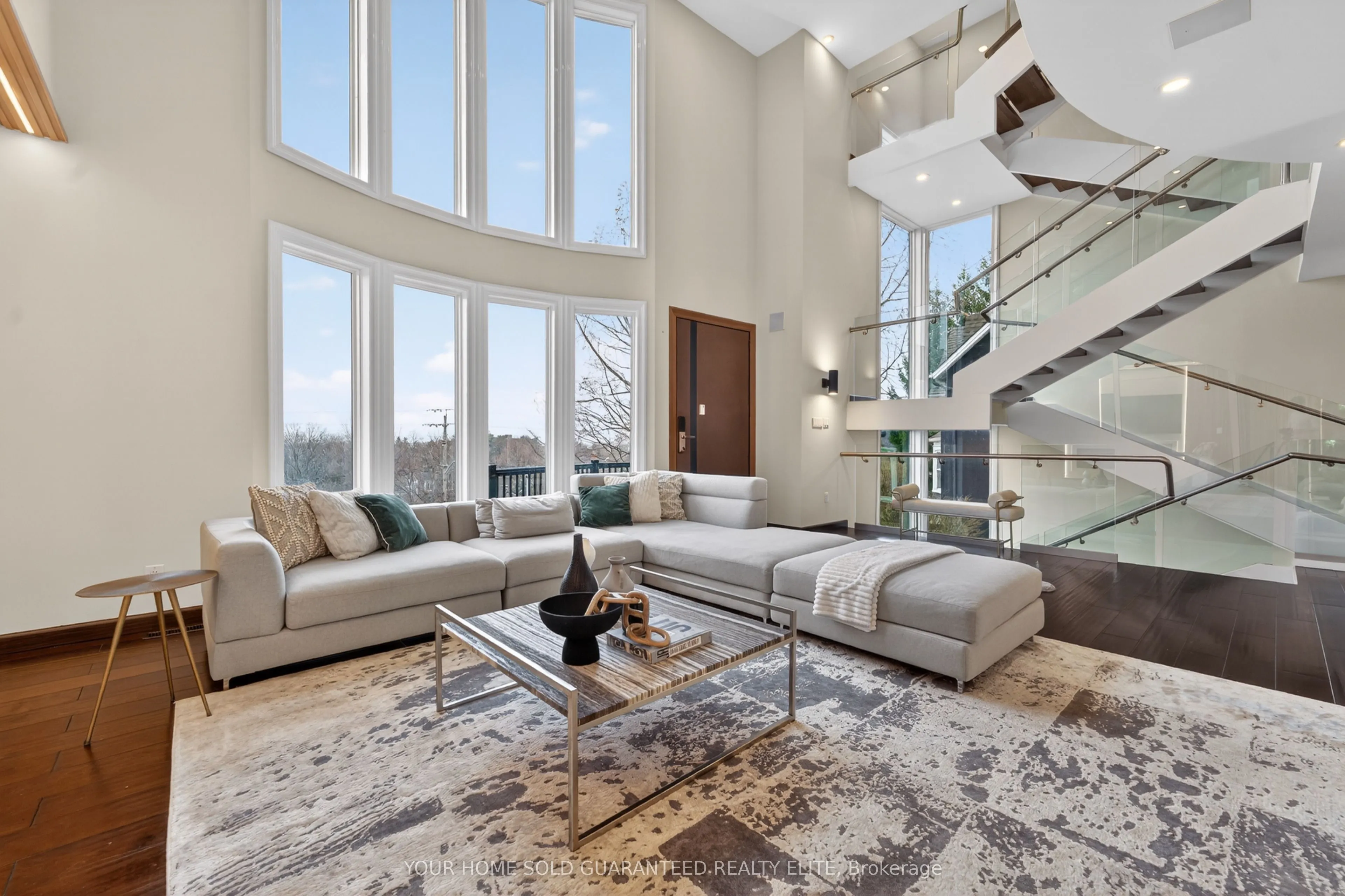 237B Main Street W