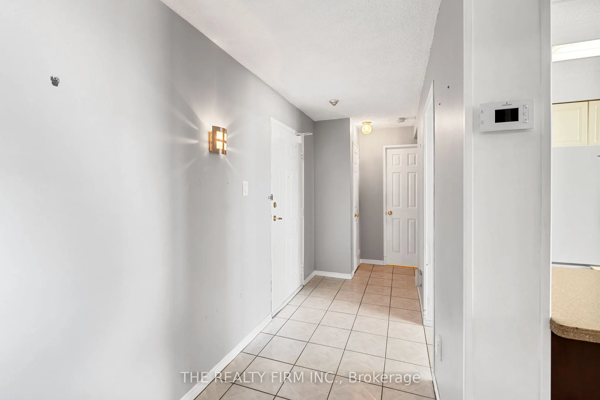 363 Colborne Street #905