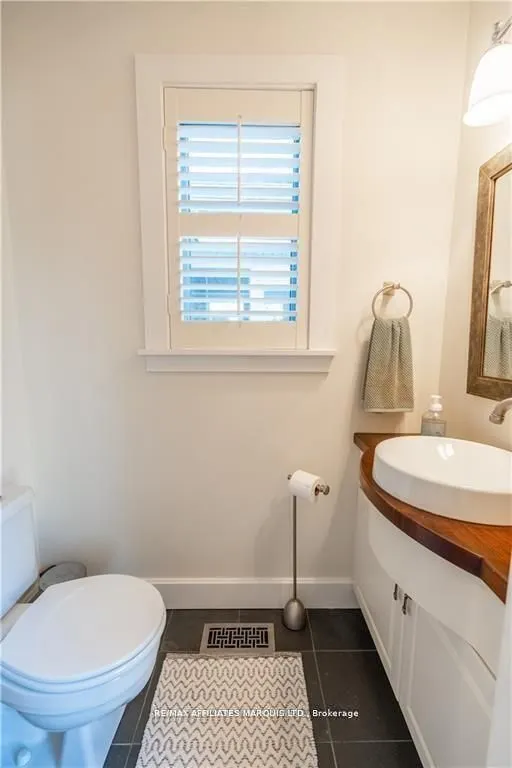18537 STONEHOUSE POINT Road