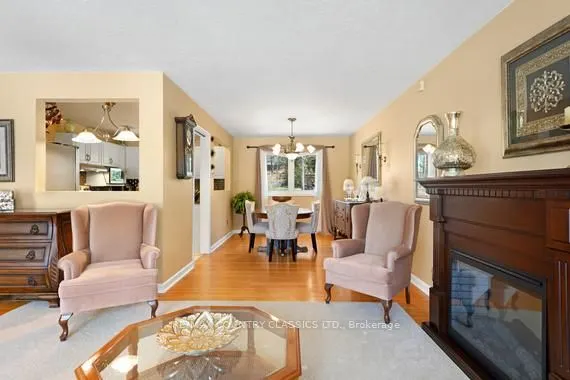 152 Bridge Street W