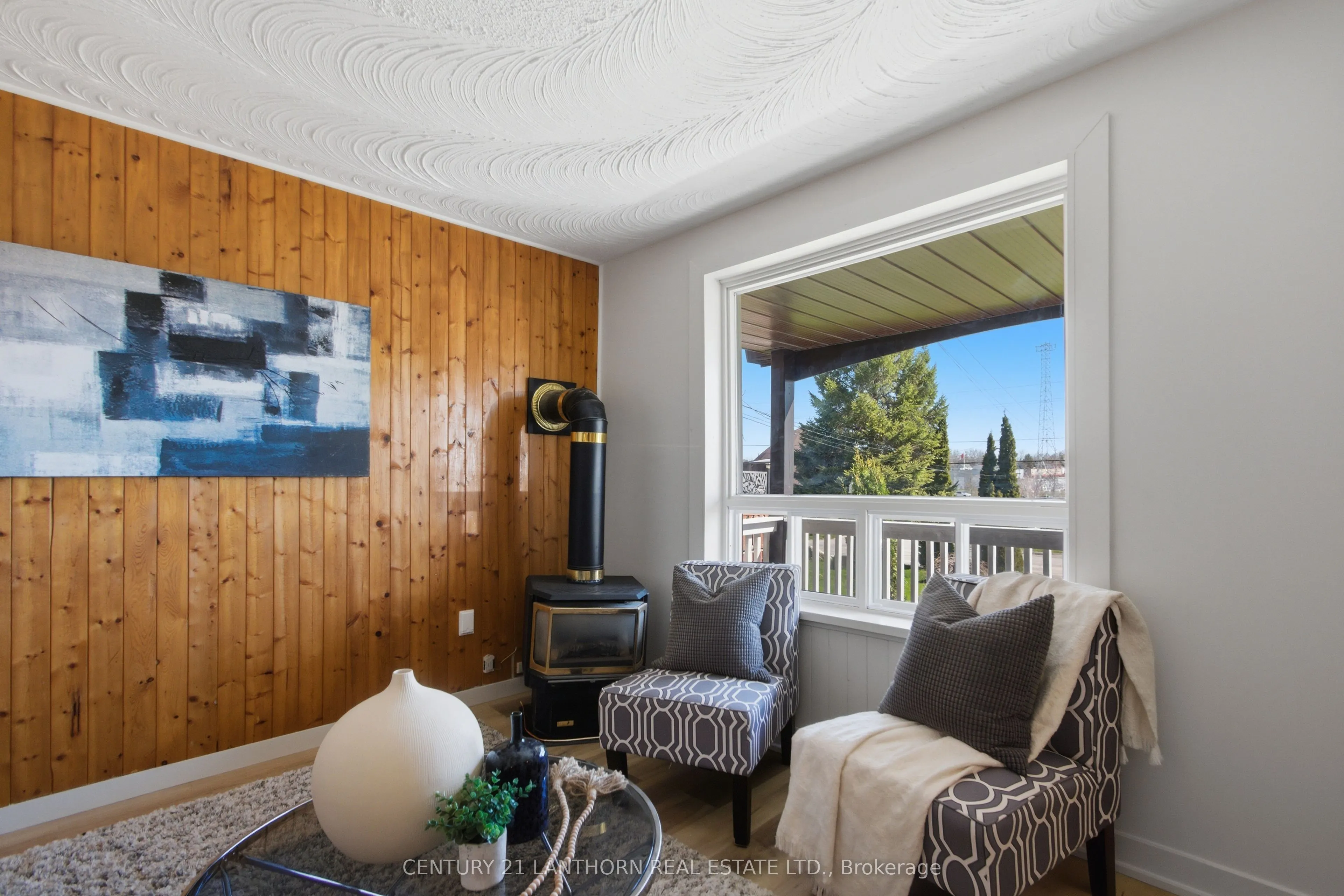 48 Wallbridge Crescent
