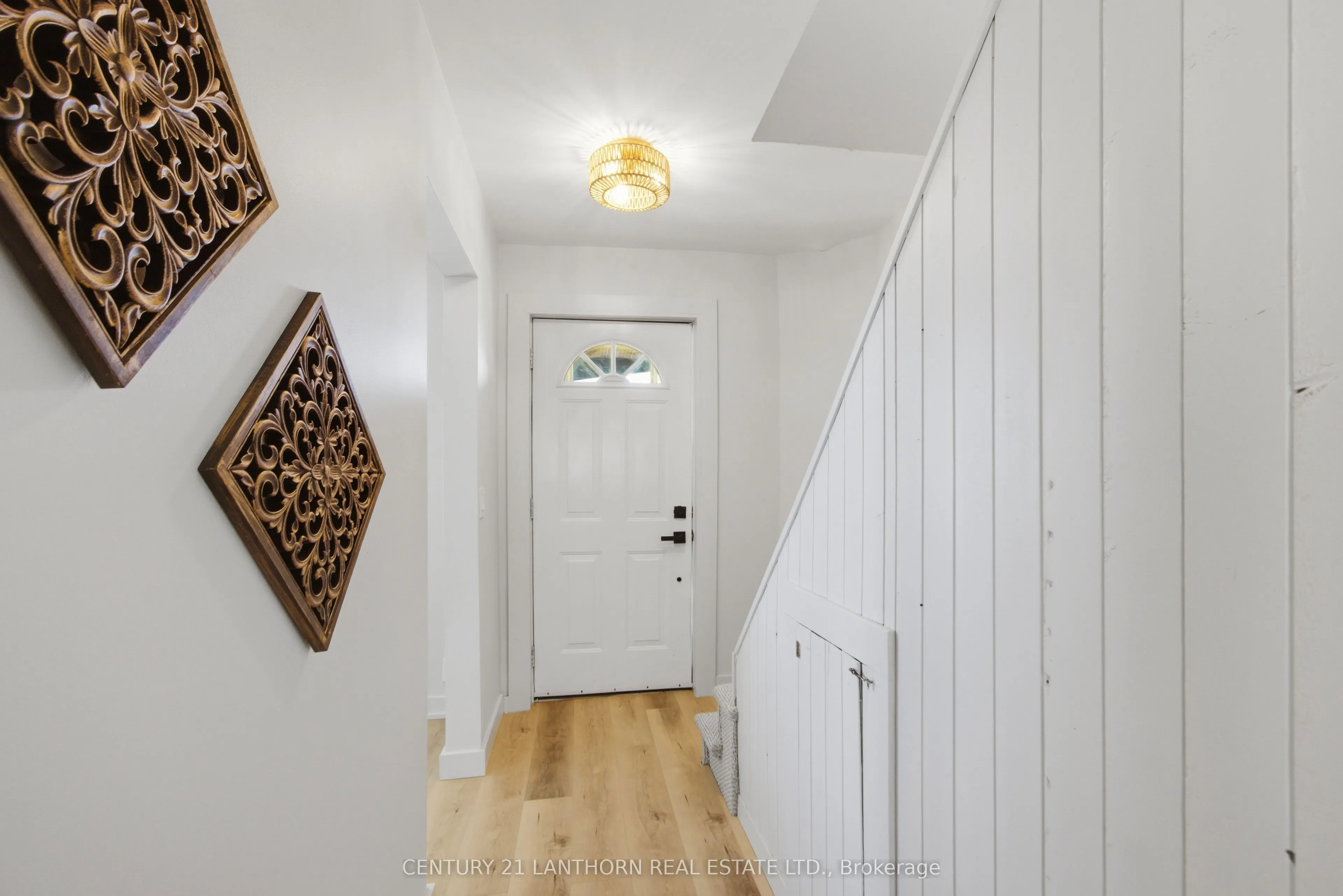 48 Wallbridge Crescent